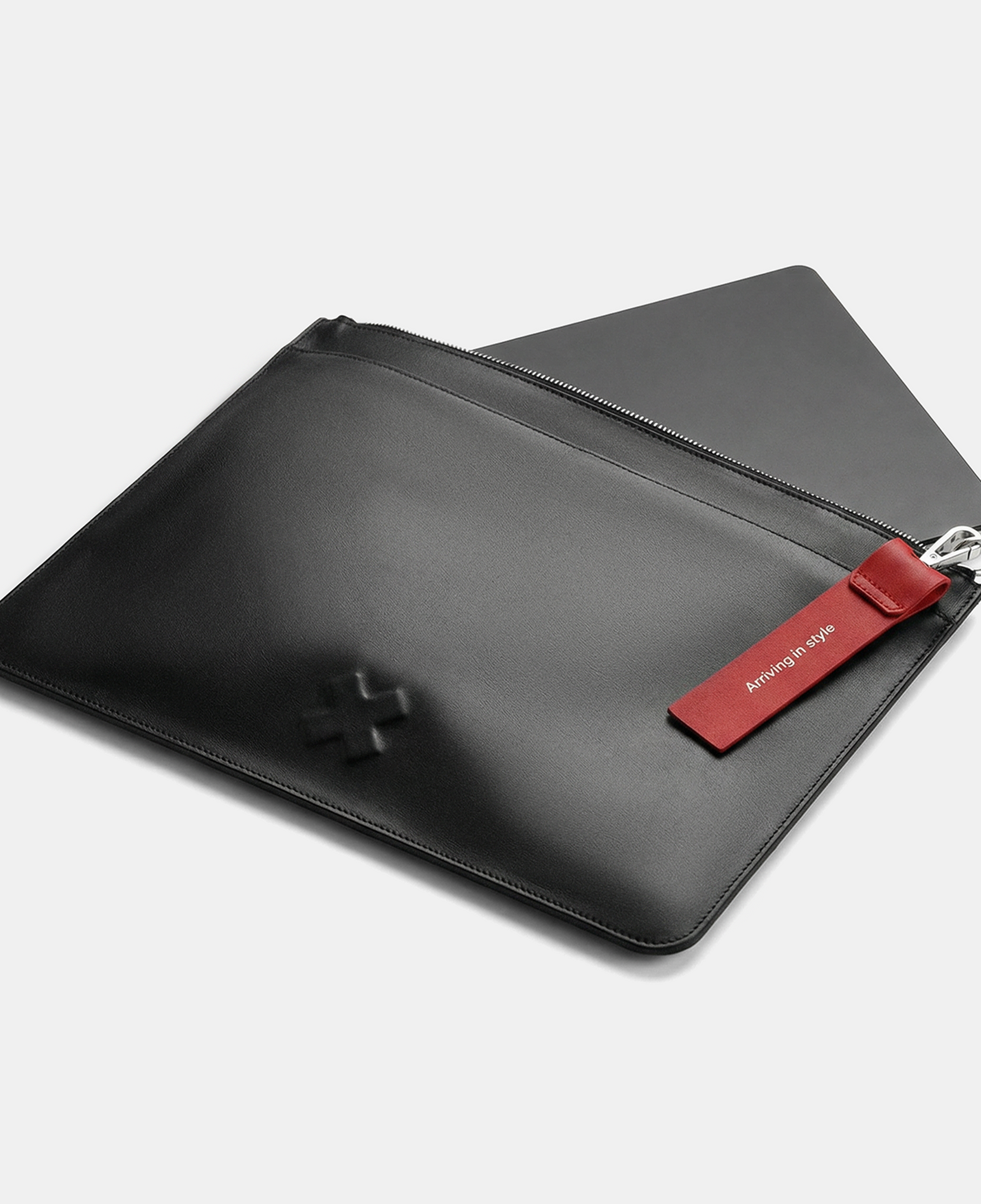 KeinxDesa Siyah Deri Laptop Çantası