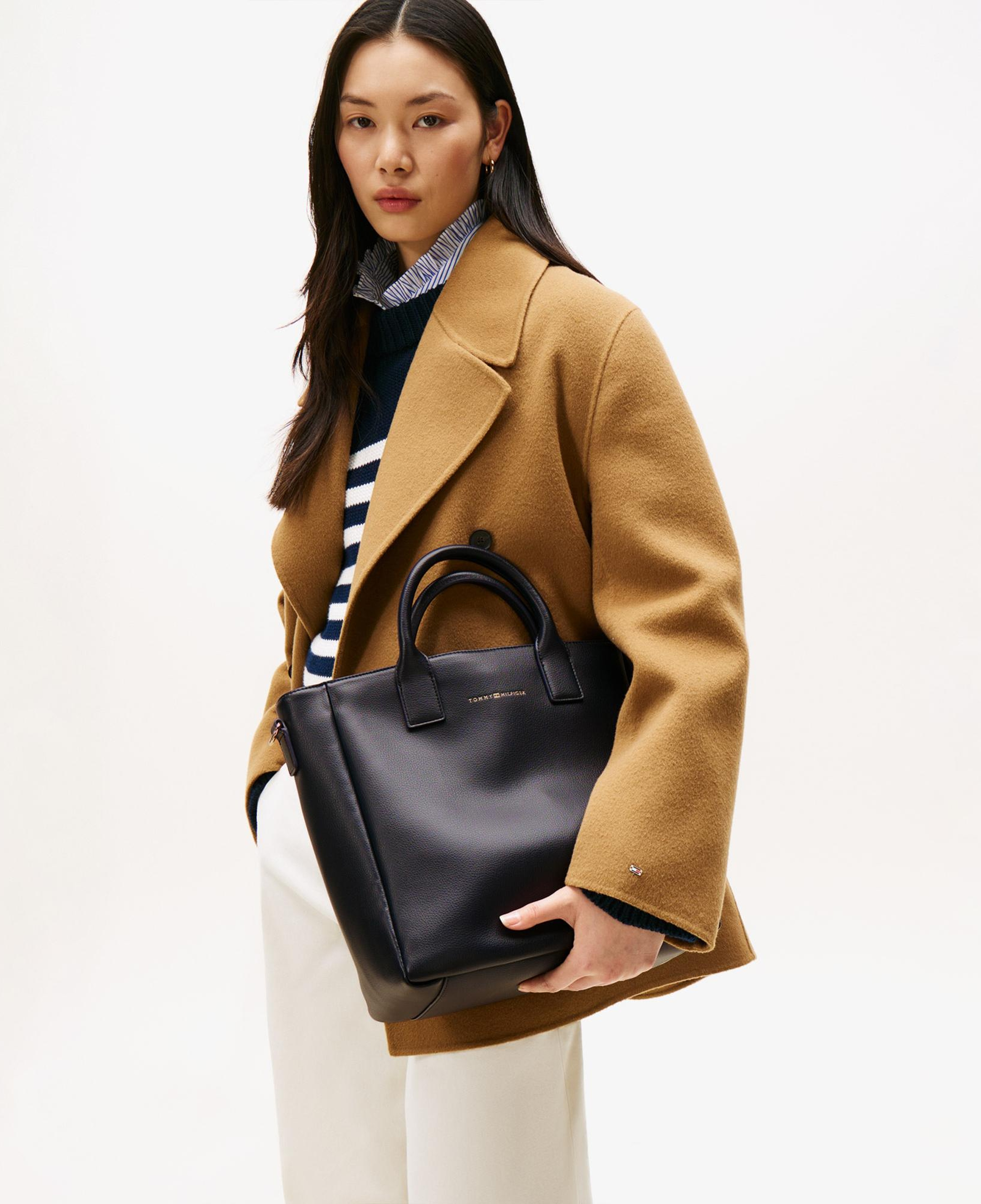 Tommy Hilfiger Casual Kadın Siyah Tote Çanta