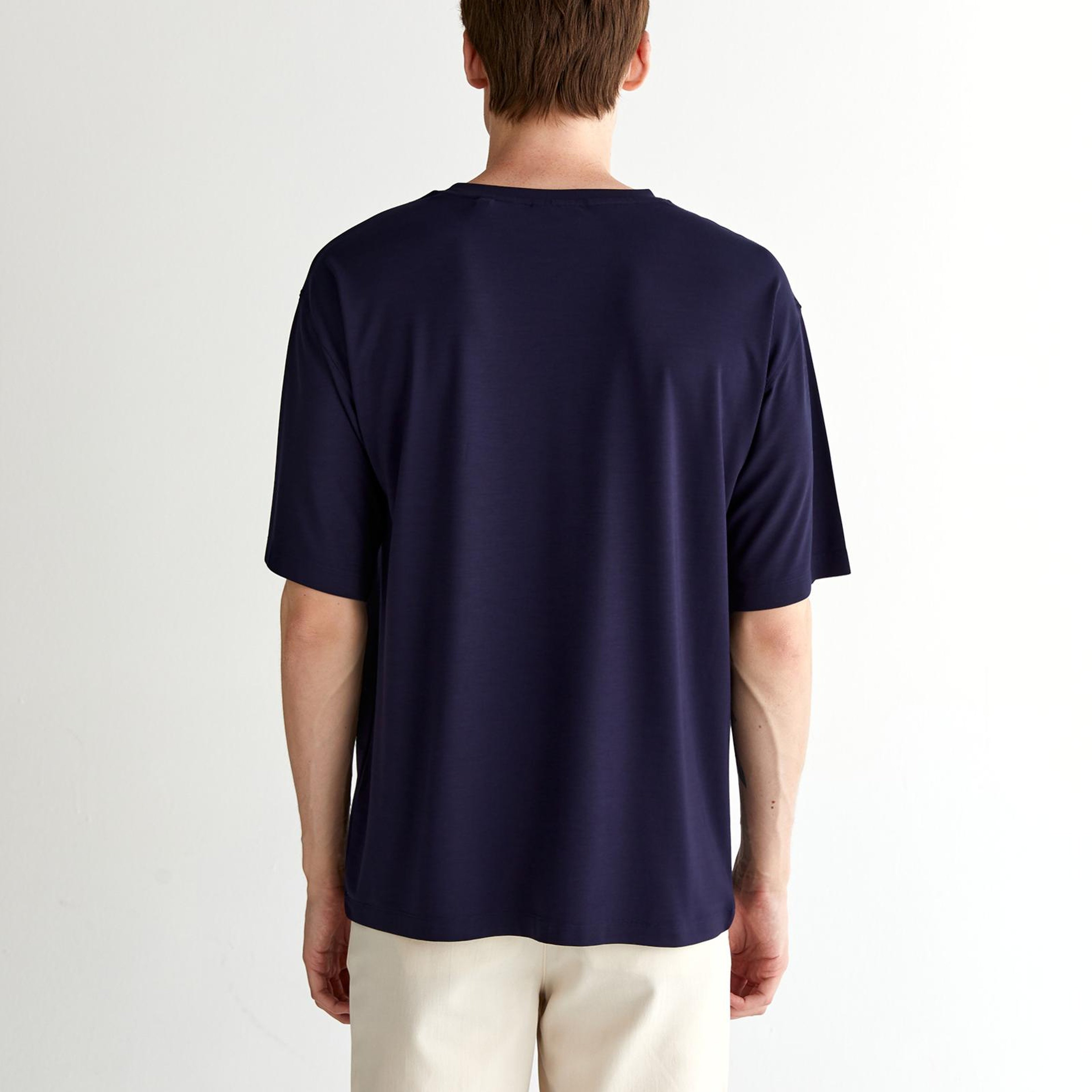 GANT Erkek Lacivert Relaxed Fit Bisiklet Yaka Logolu T-Shirt