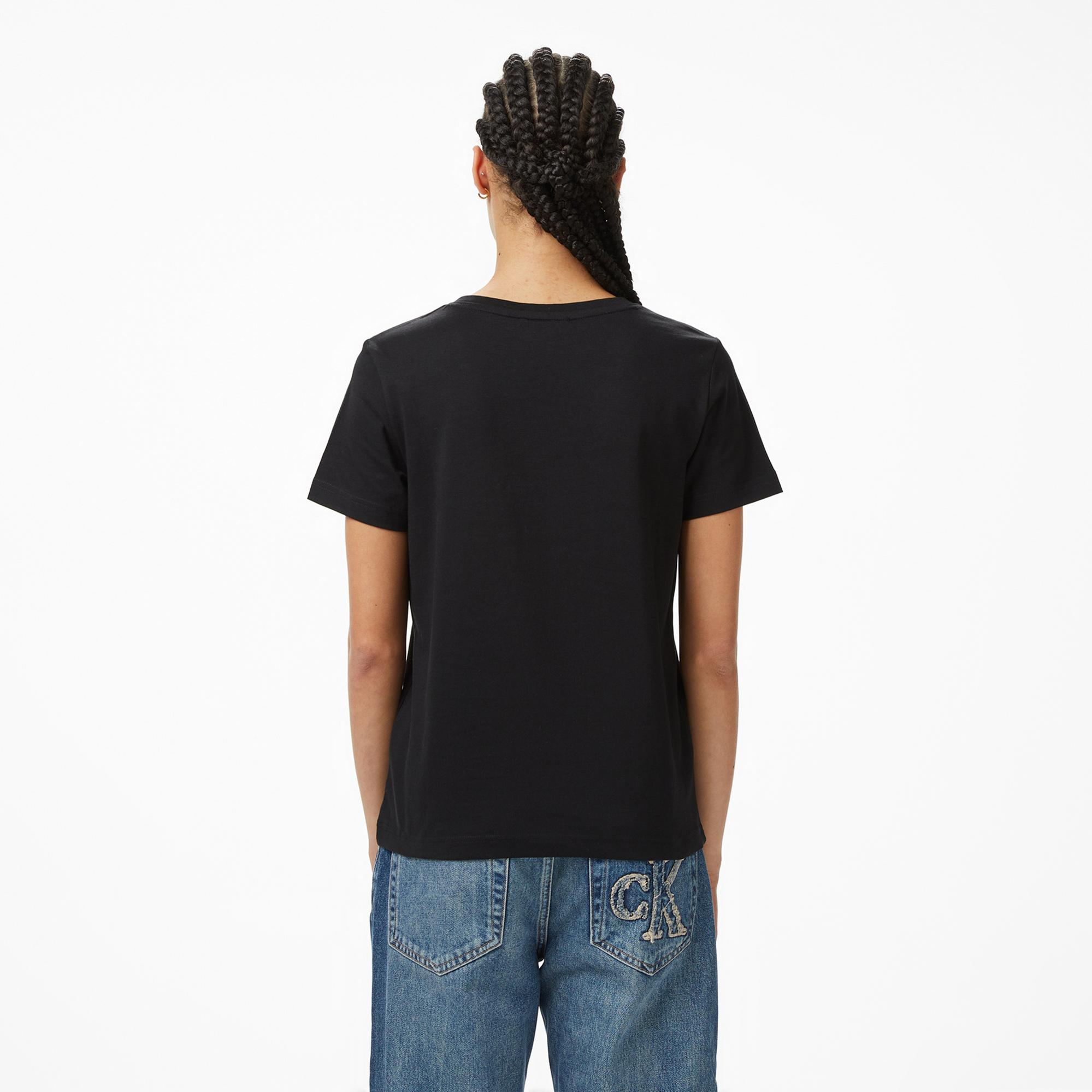 Calvin Klein Monogram Kadın Siyah T-Shirt