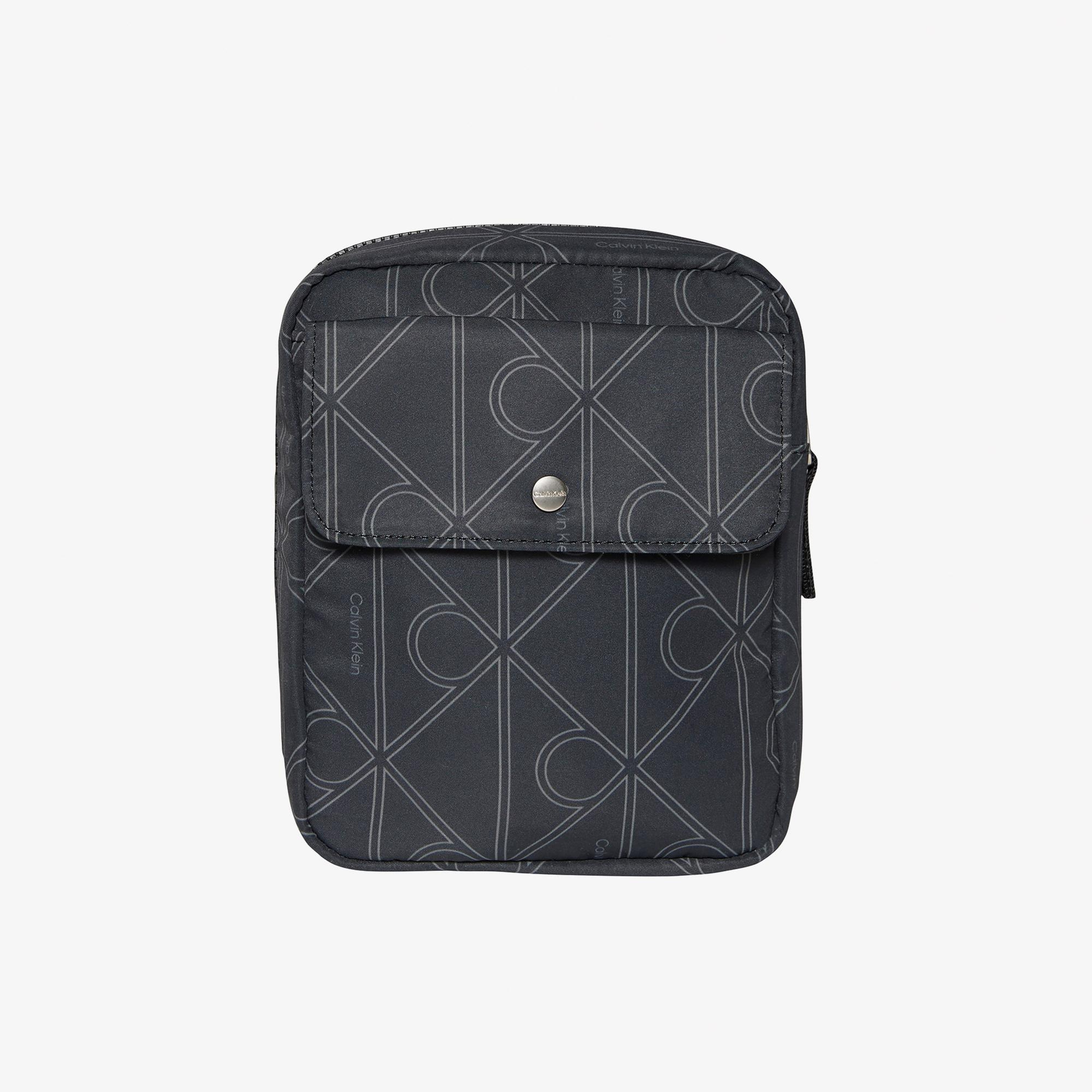 Calvin Klein Printed Emblem Nylon Erkek Gri Tote Çanta