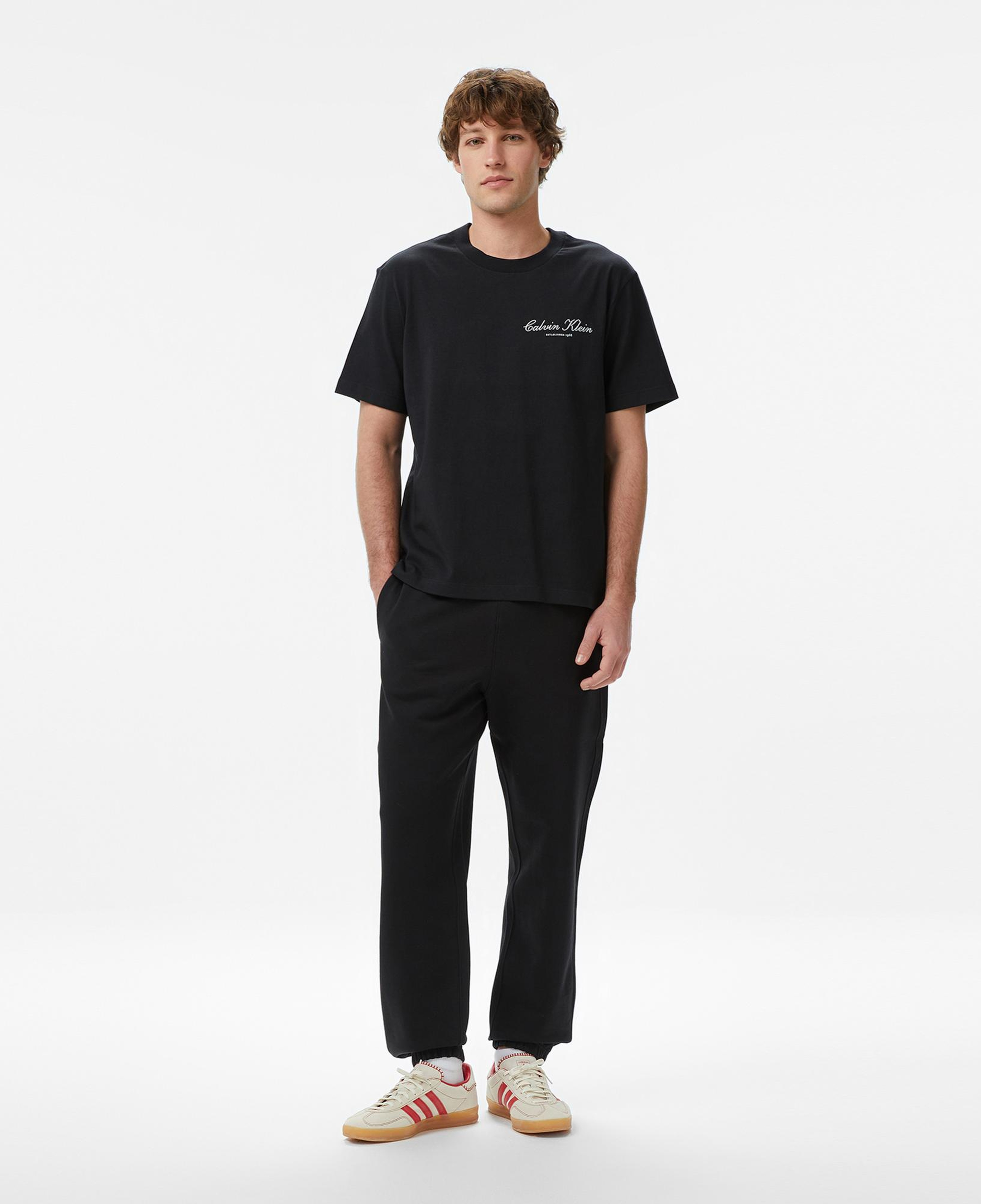 Calvin Klein 20S March Graphic Seasonal Erkek Siyah T-Shirt