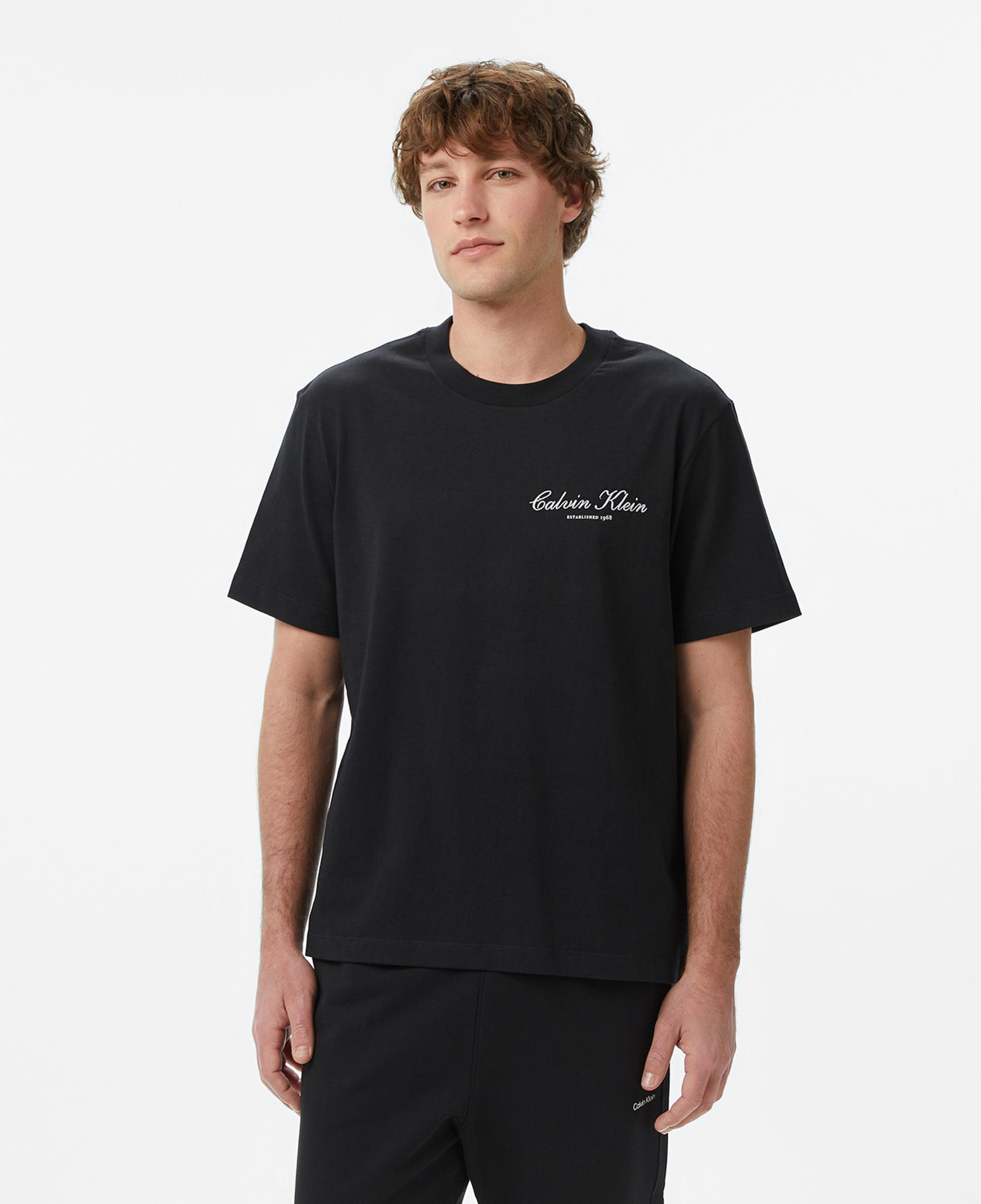 Calvin Klein 20S March Graphic Seasonal Erkek Siyah T-Shirt