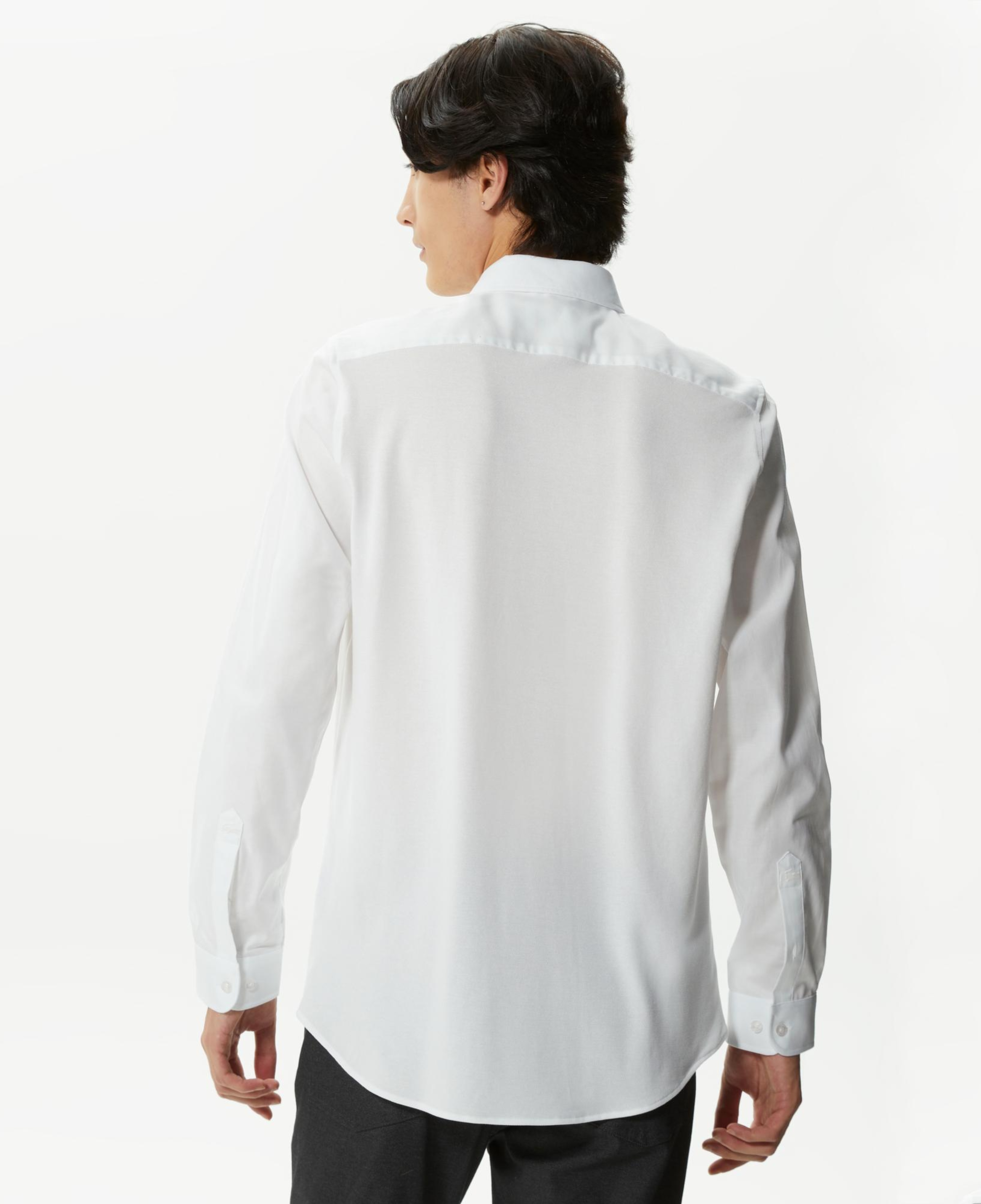 Erkek Slim Fit Düğmeli Yaka Beyaz Gömlek