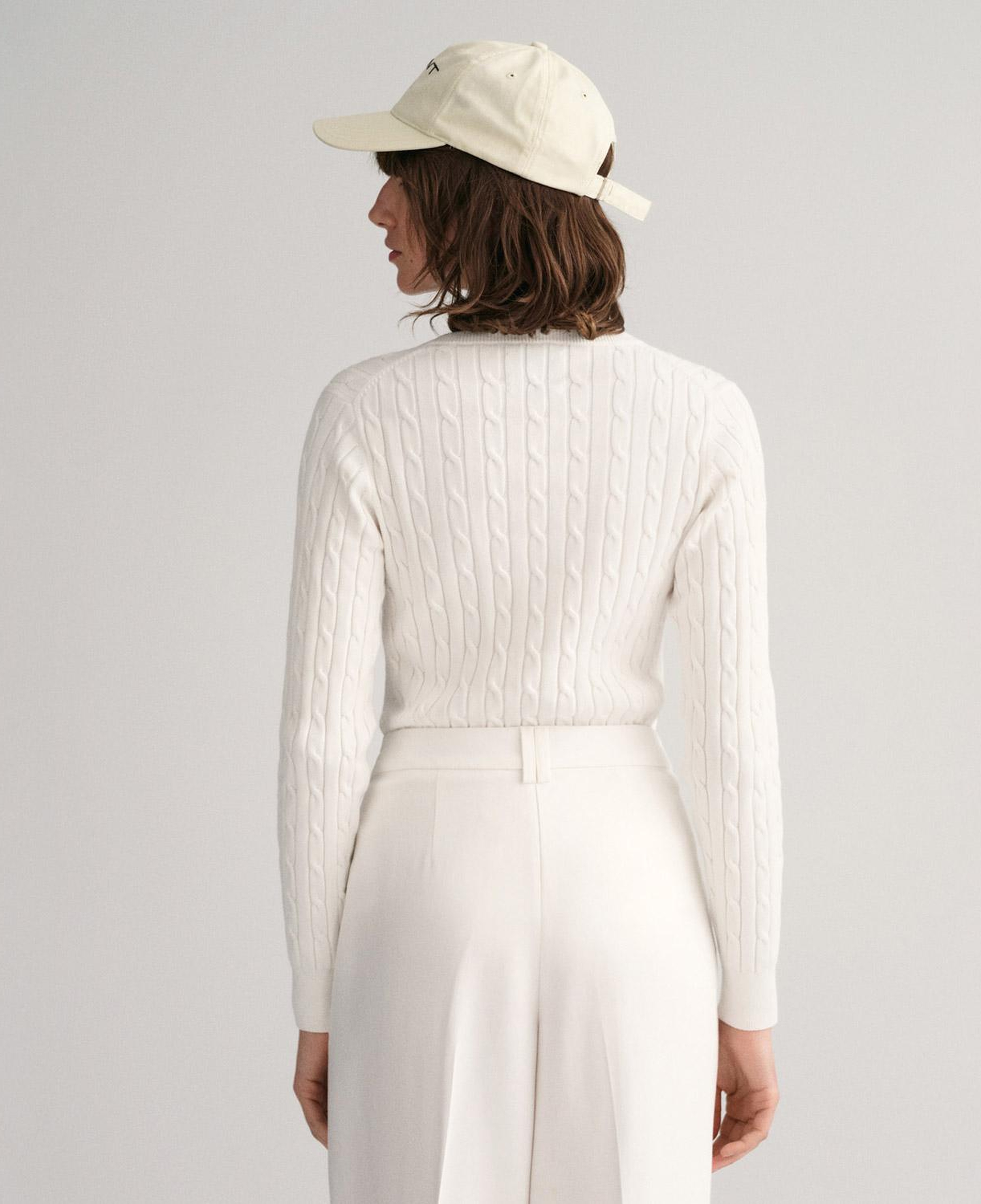 GANT Kadın Krem V Yaka Örgü Kazak