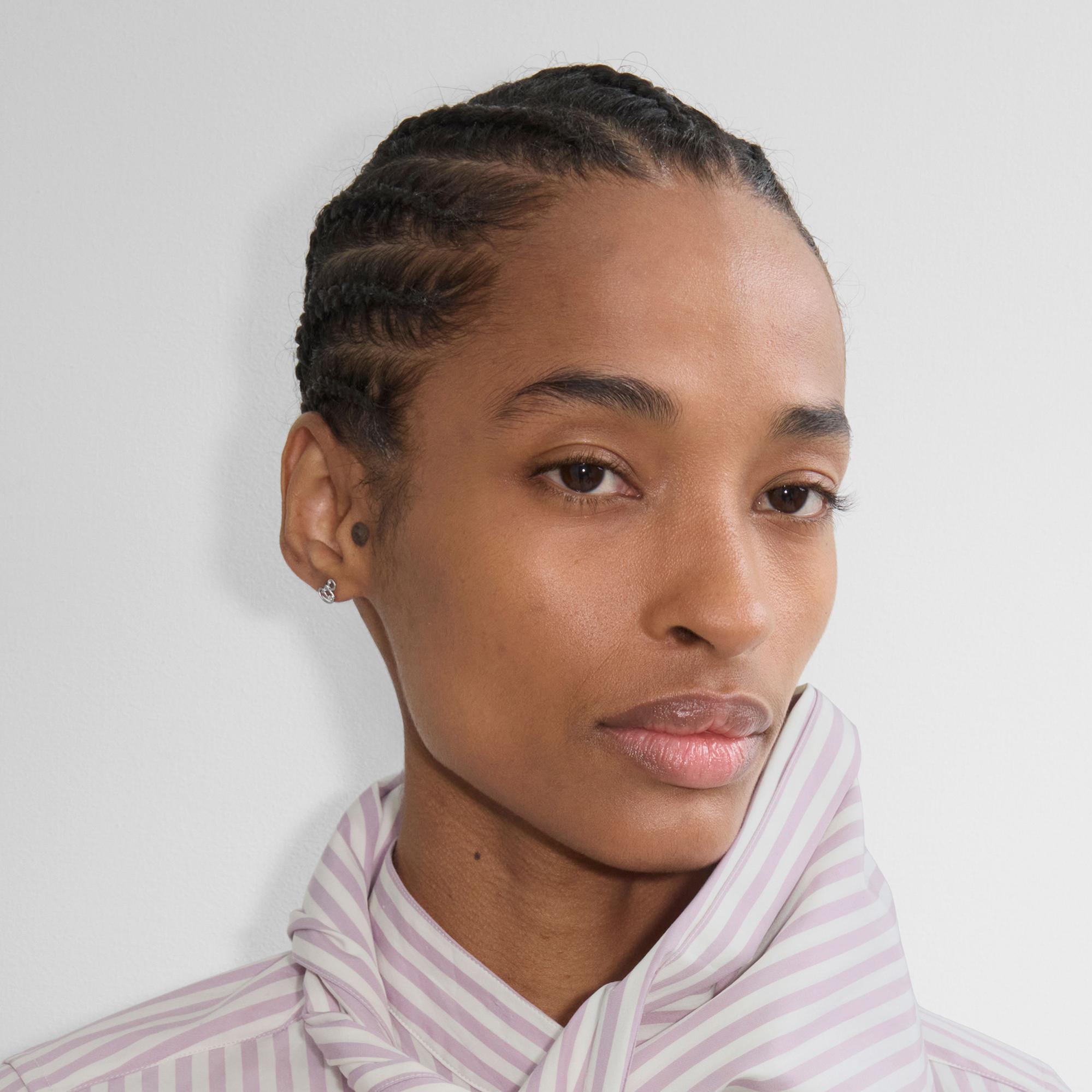 Burberry Small Nautical Knot Stud Kadın Gümüş Küpe