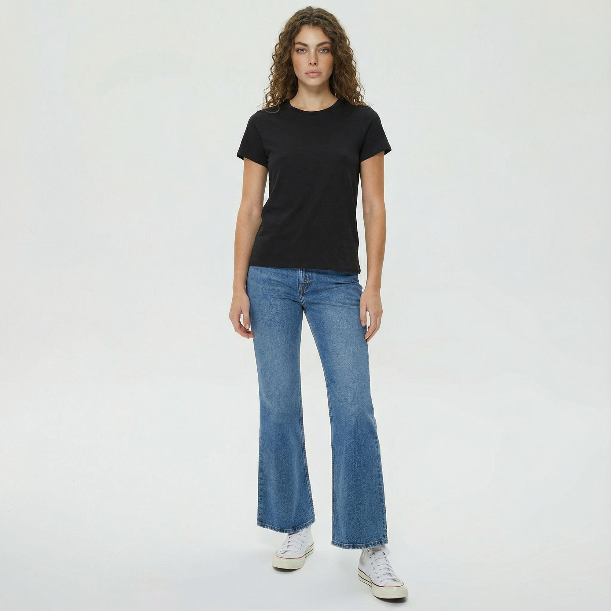 Levi's Perfect Mineral 4 Black X Graphic Kadın Siyah T-Shirt