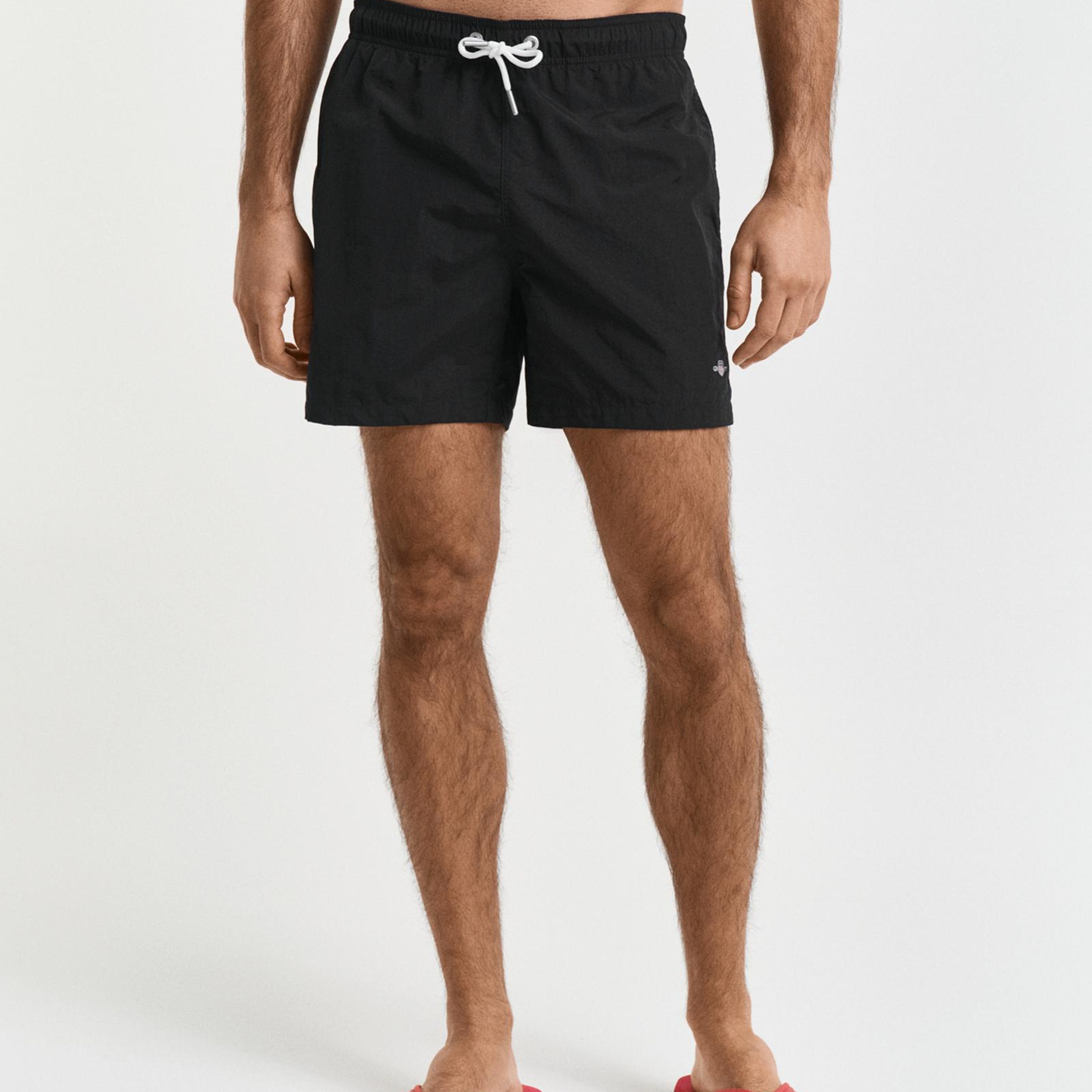 GANT Erkek Siyah Regular Fit Mayo Şort