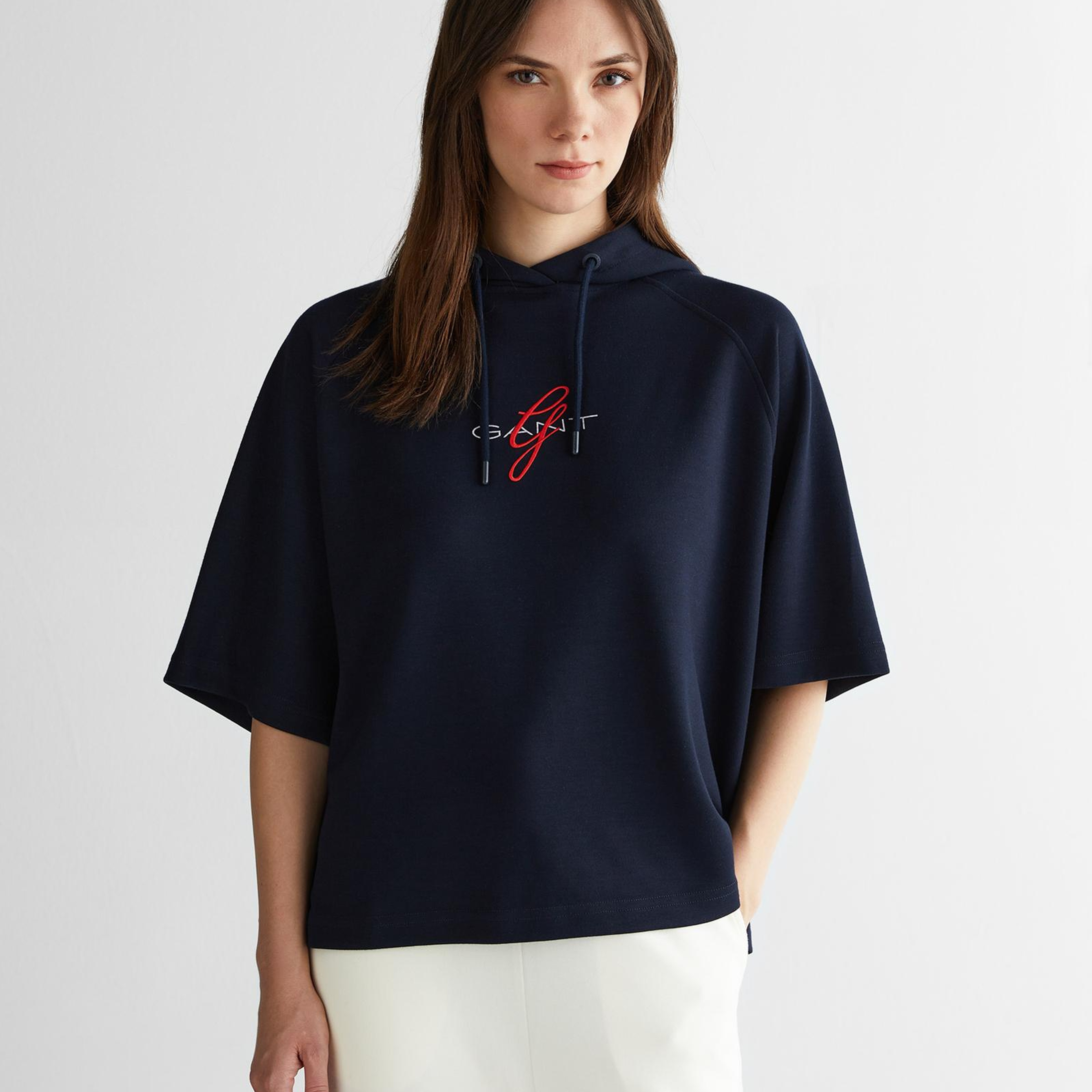 GANT Kadın Lacivert Bisiklet Yaka Logolu Sweatshirt