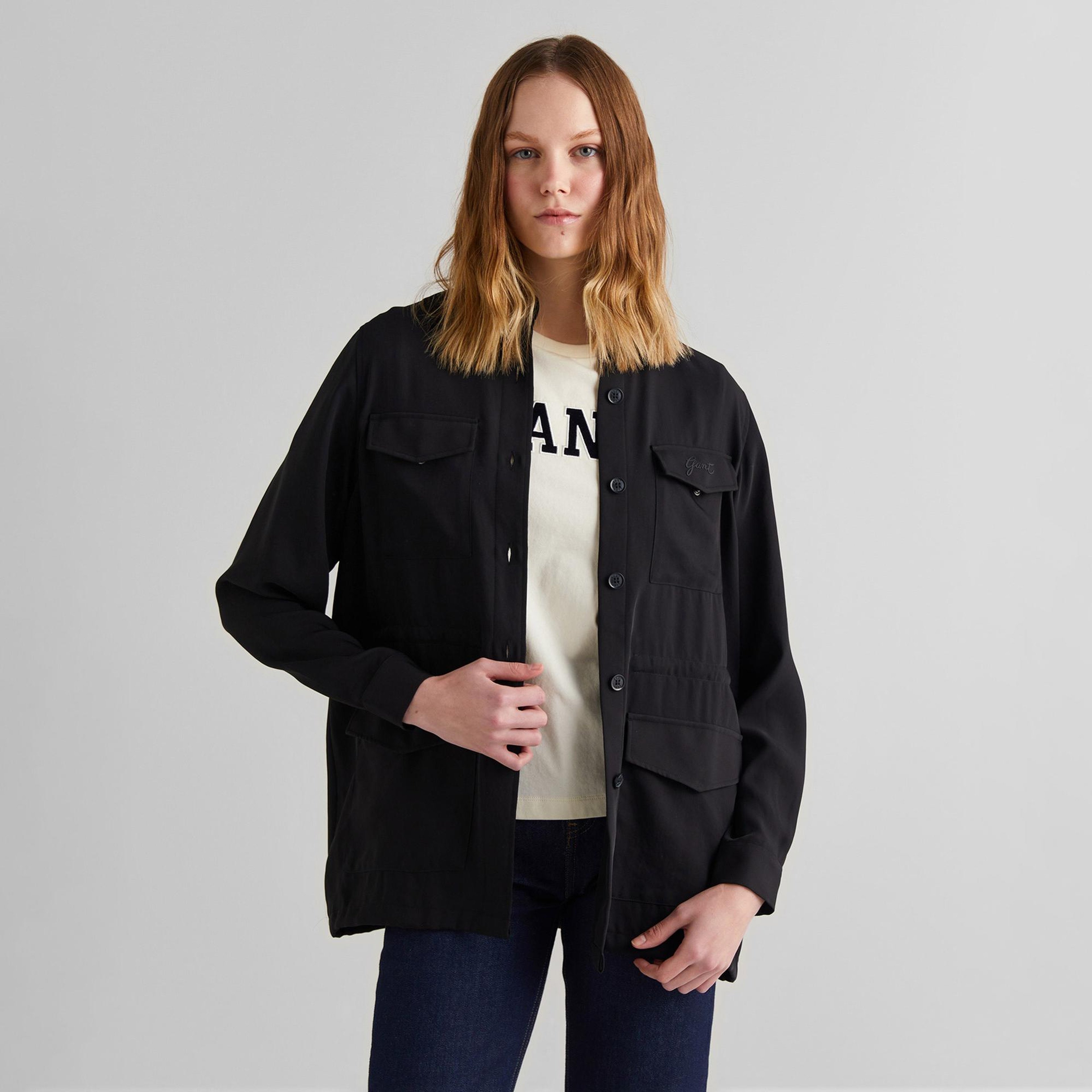 GANT Kadın Siyah Regular Fit Logolu Gömlek