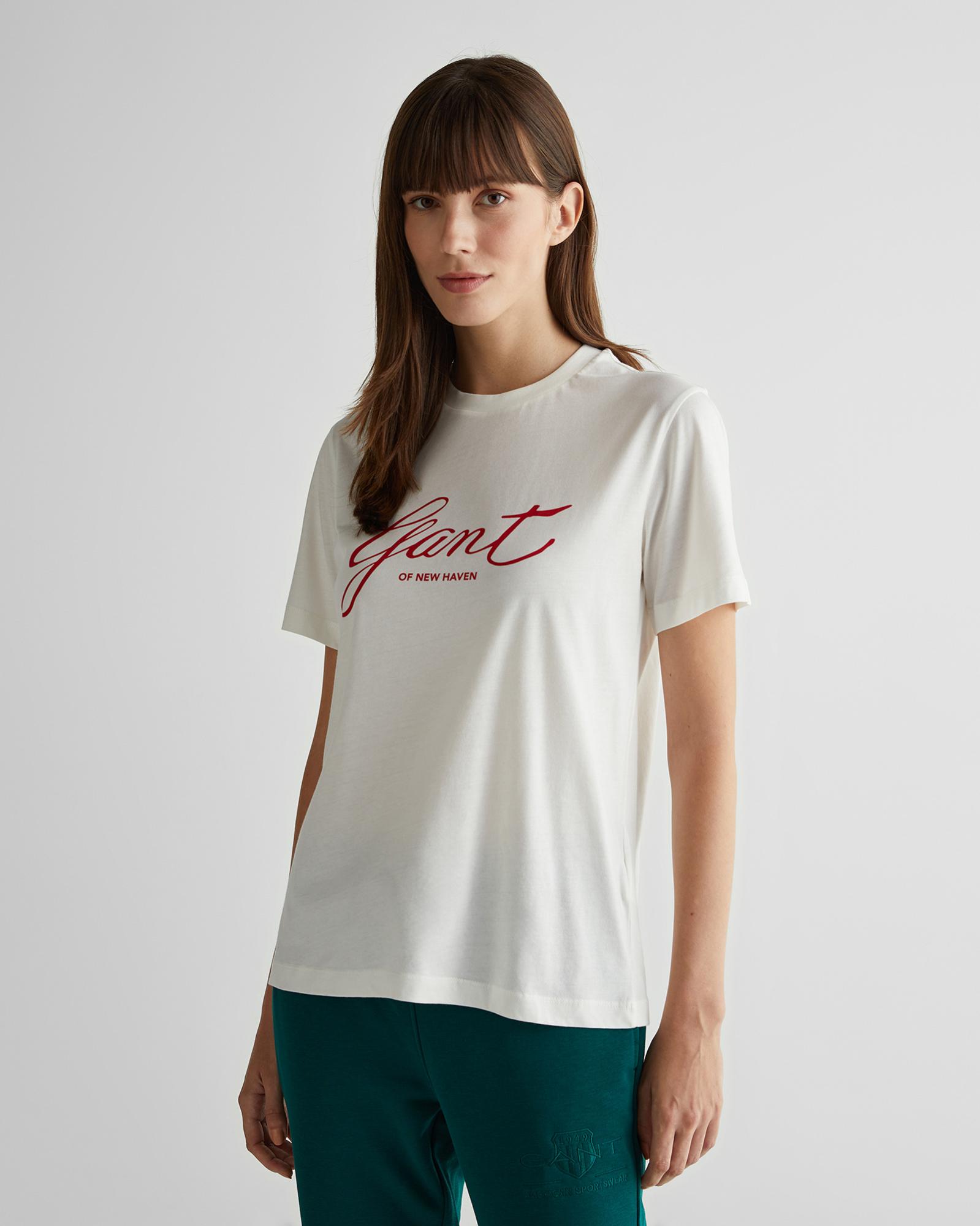 GANT Kadın Krem Regular Fit Bisiklet Yaka Logolu T-Shirt