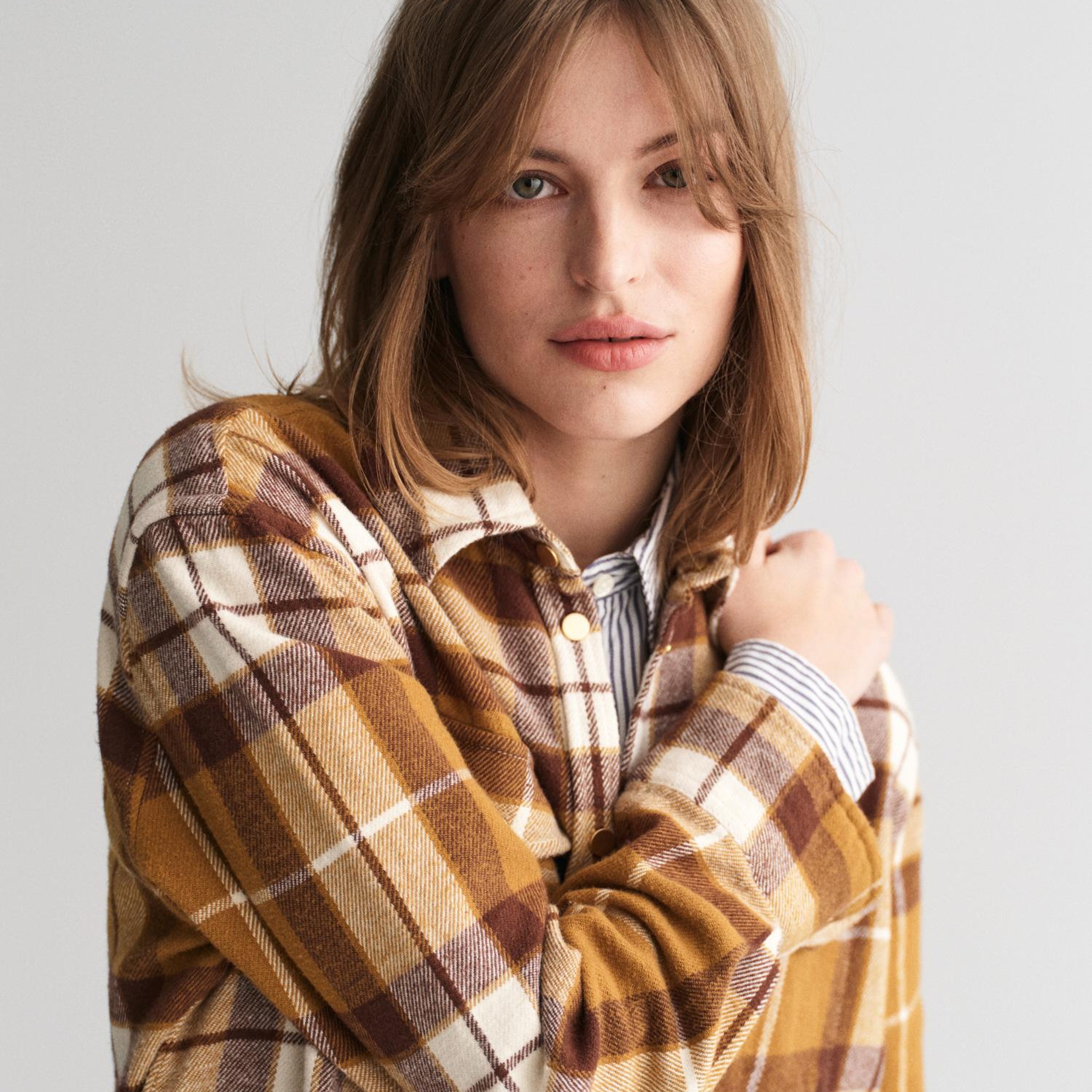 GANT Kadın Kahverengi Relaxed Fit Kareli Gömlek