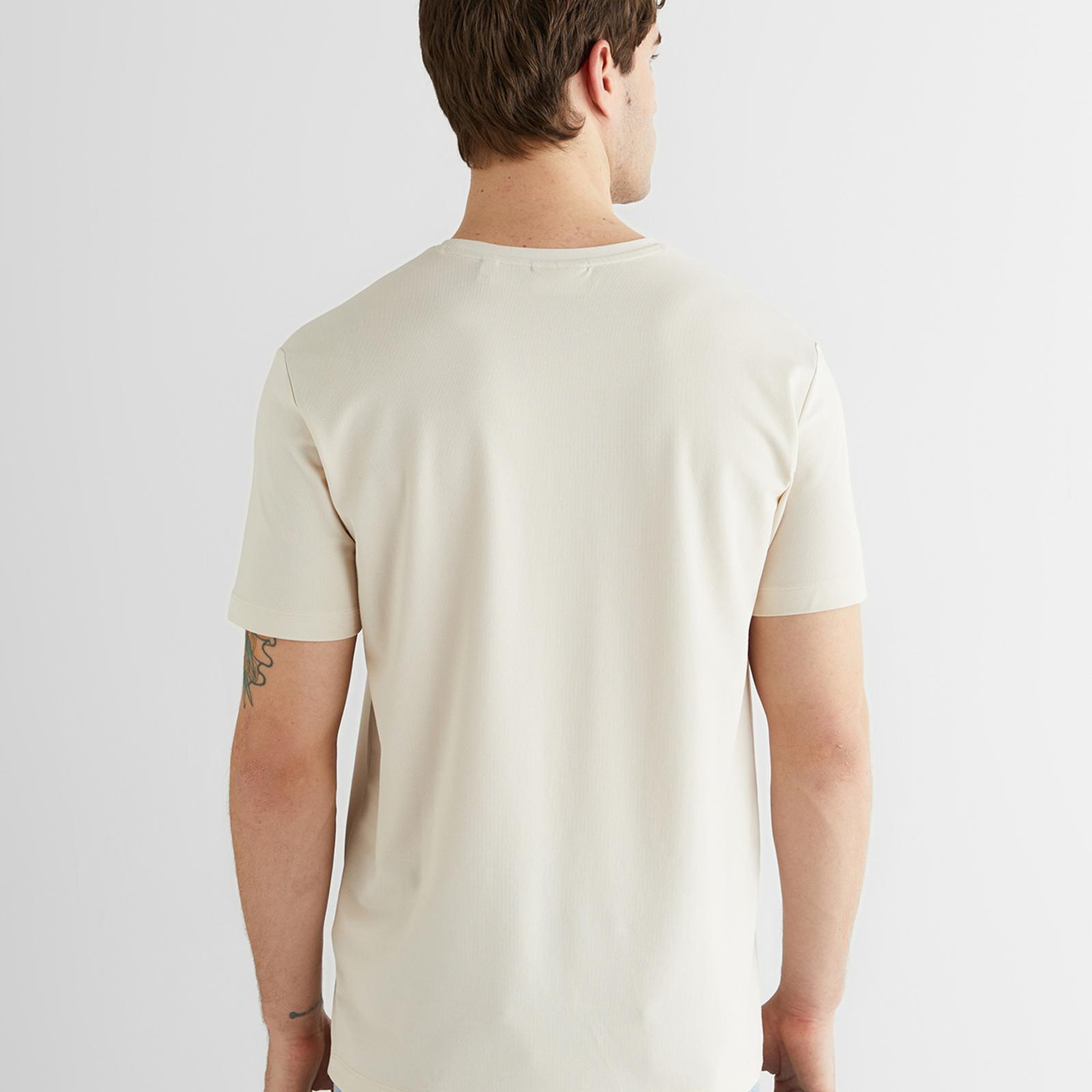 GANT Erkek Bej Baskılı Kısa Kollu T-Shirt