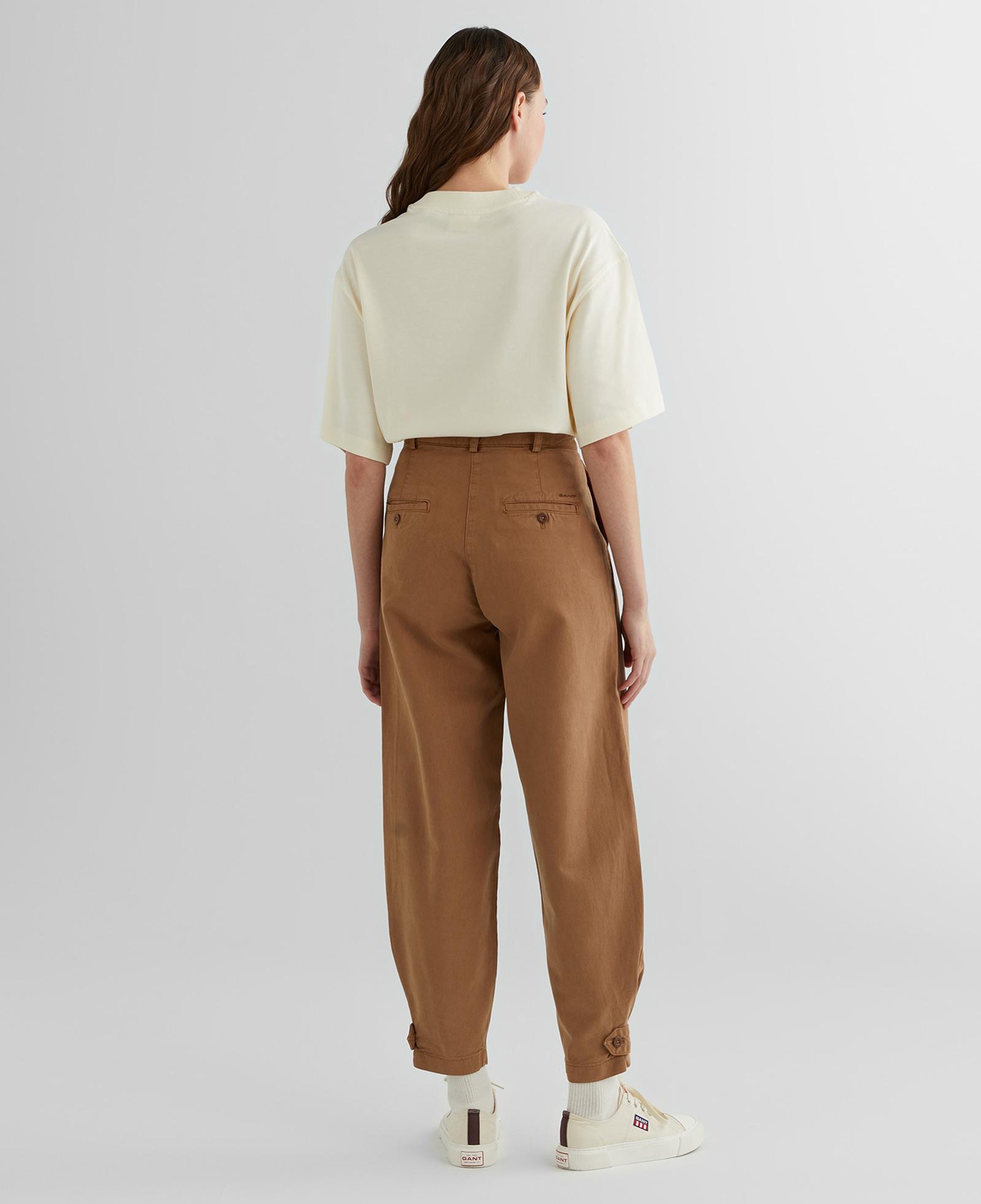 GANT Kadın Bej Tapered Fit Pantolon