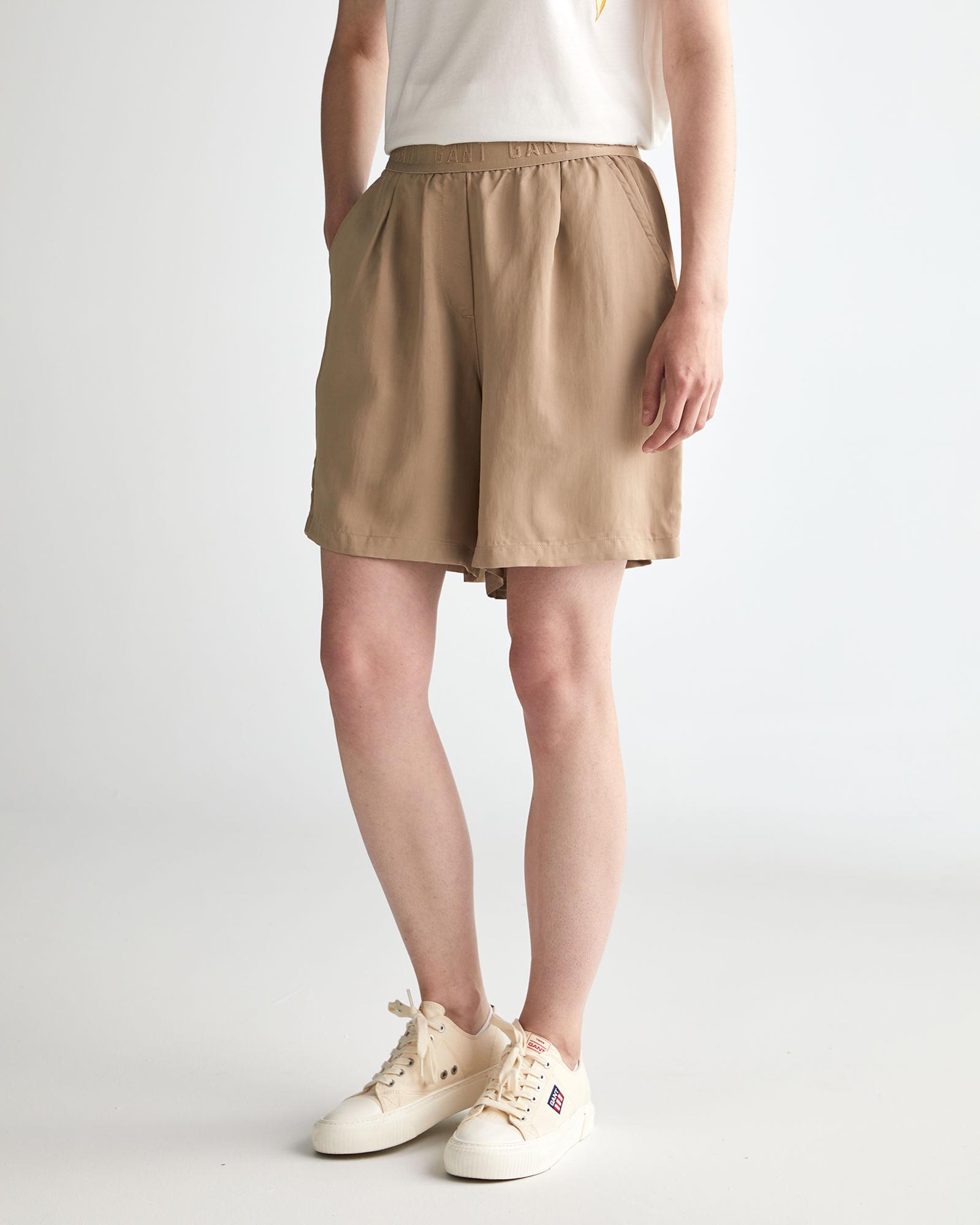 GANT Kadın Bej Regular Fit Logolu Şort