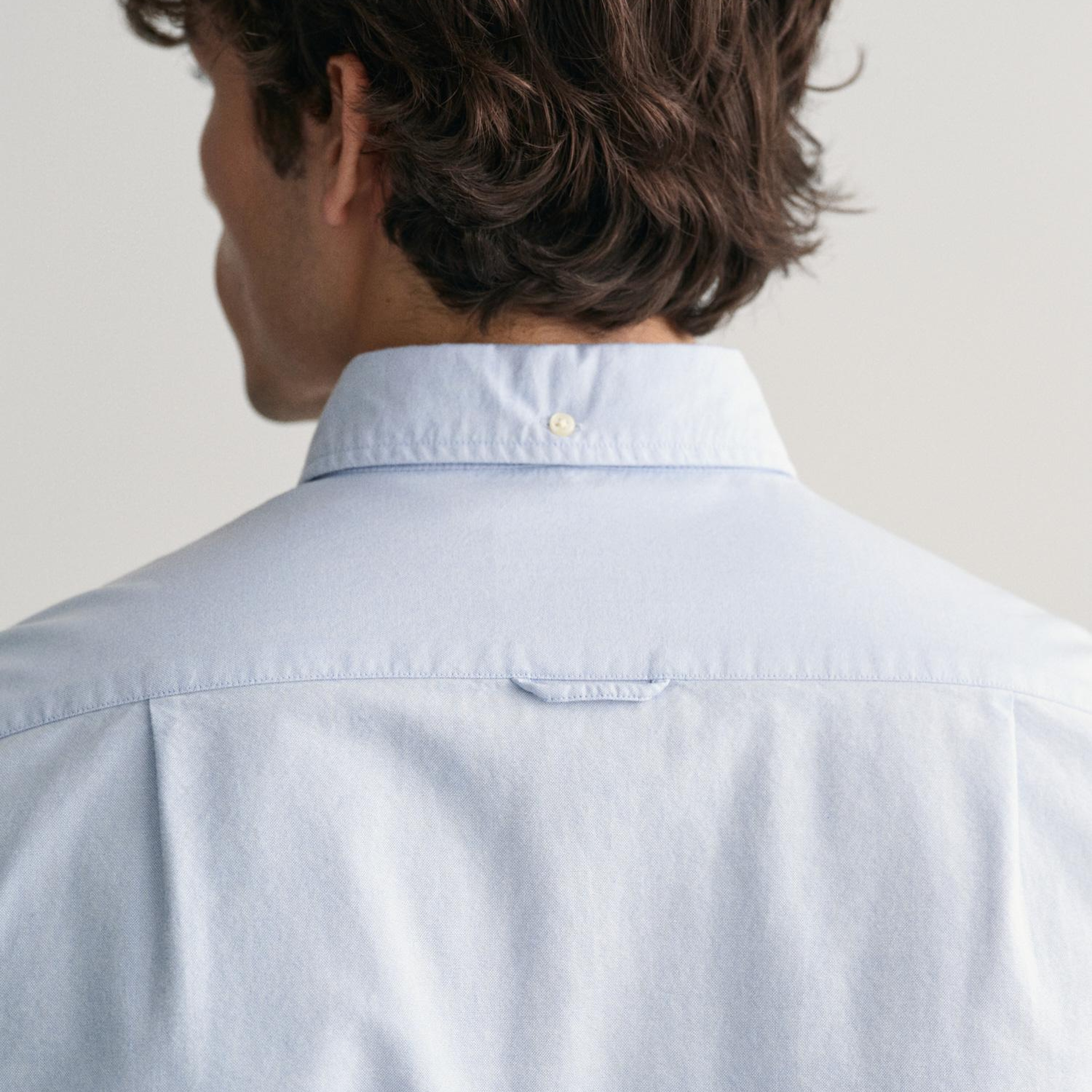 GANT Erkek Mavi Slim Fit Düğmeli Yaka Gömlek