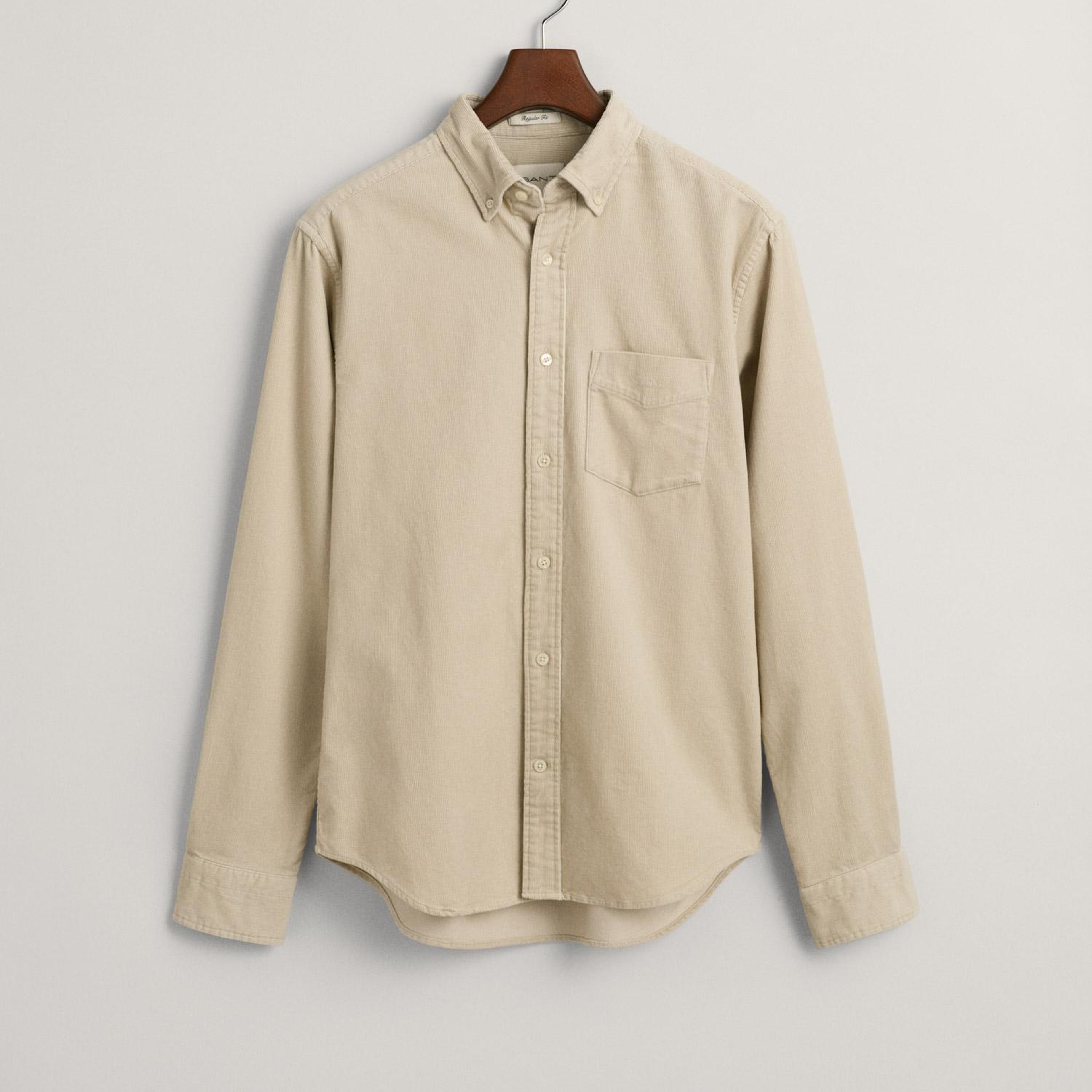 Gant Erkek Bej Regular Fit Düğmeli Yaka Kadife Gömlek