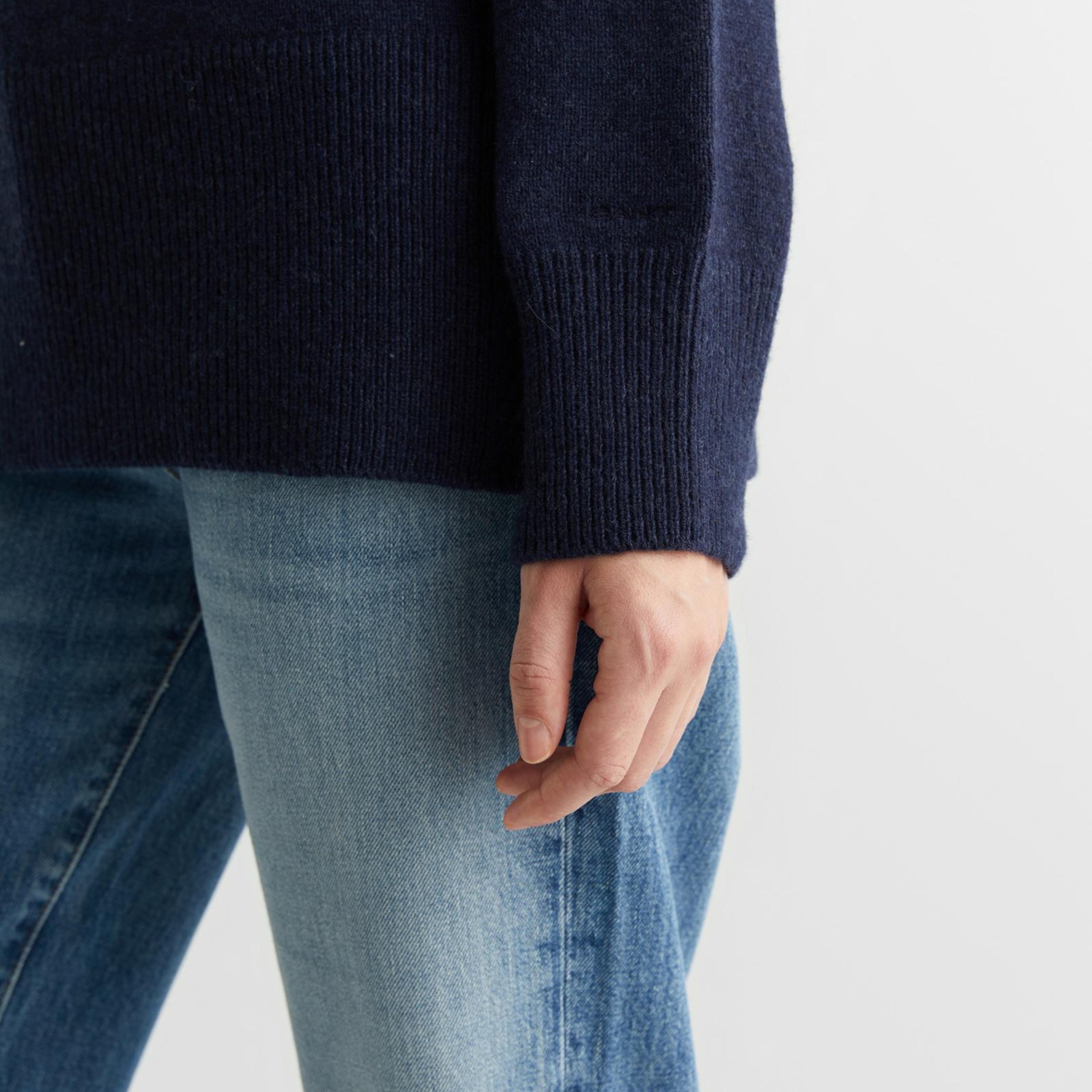 GANT Kadın Lacivert Relaxed Fit Bisiklet Yaka Kazak