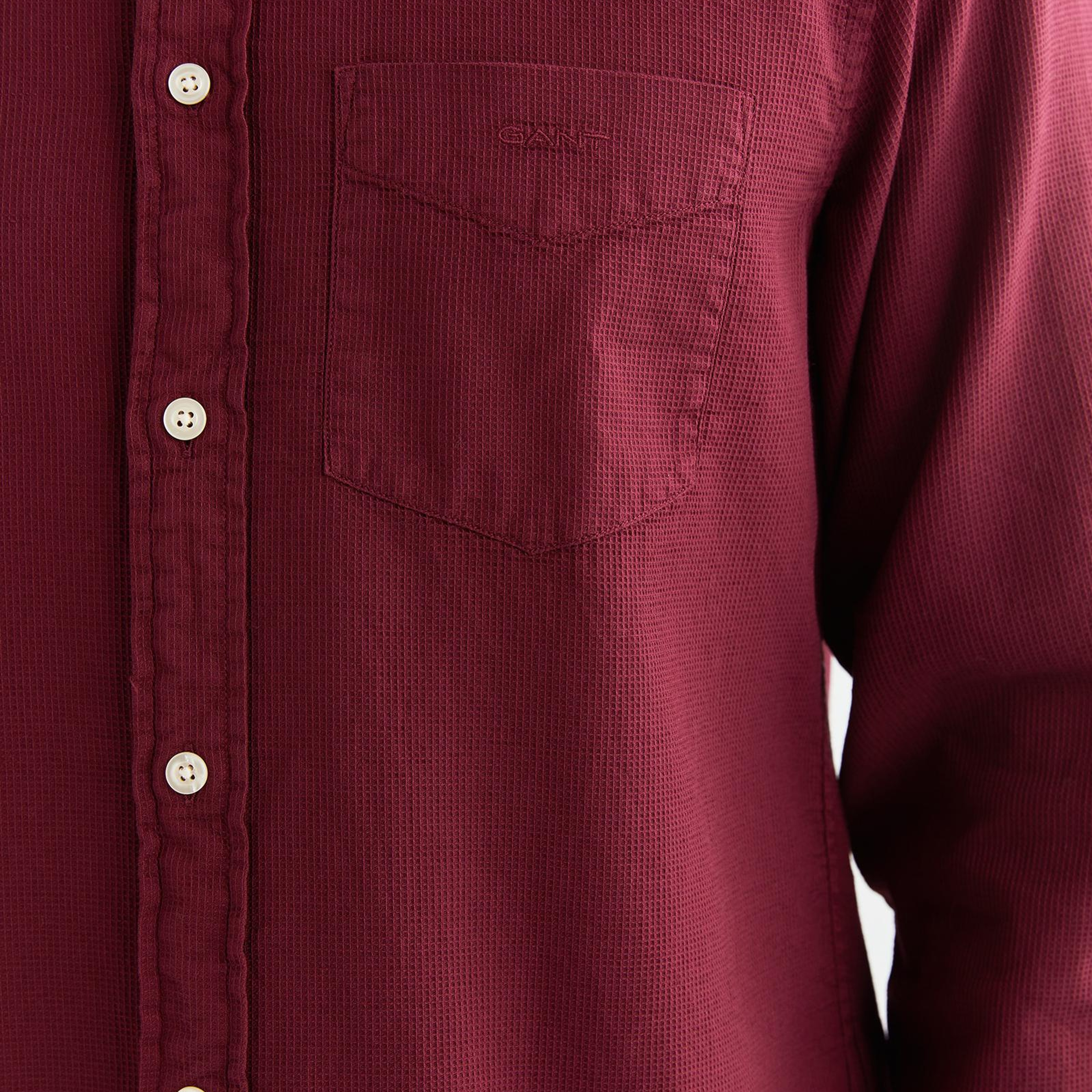 GANT Erkek Kırmızı Regular Fit Düğmeli Yaka Gömlek