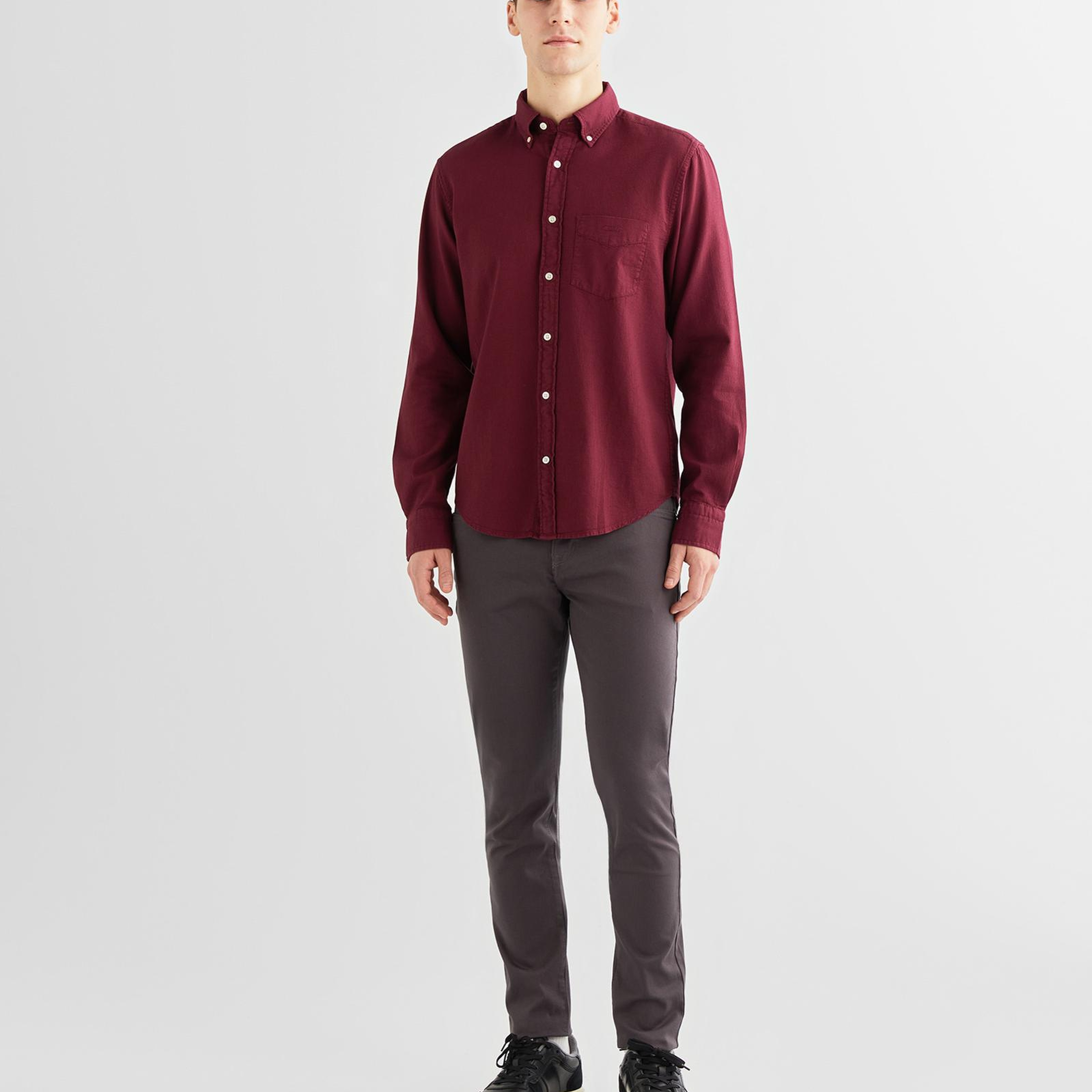 GANT Erkek Kırmızı Regular Fit Düğmeli Yaka Gömlek
