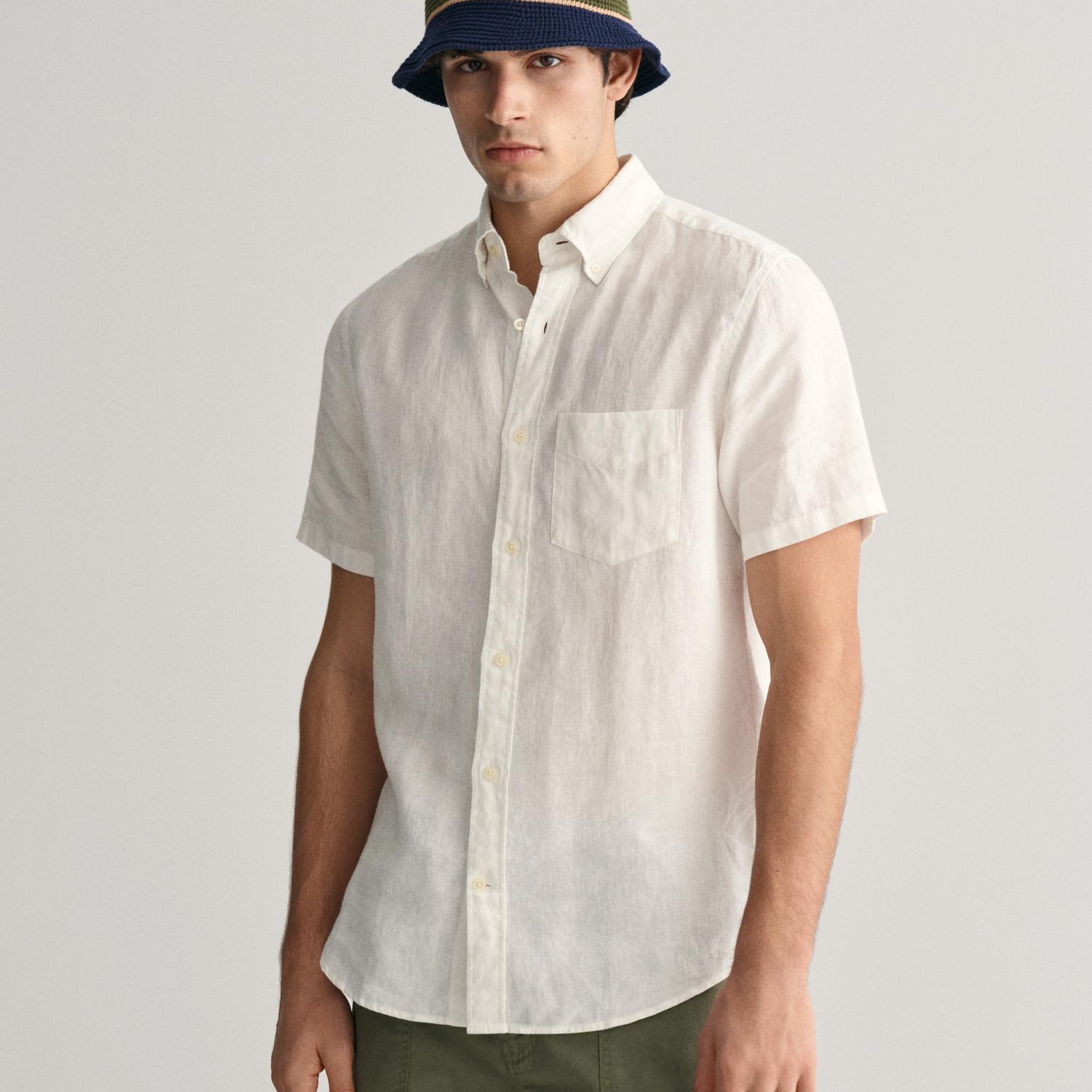 GANT Erkek Beyaz Regular Fit Düğmeli Yaka Keten Gömlek