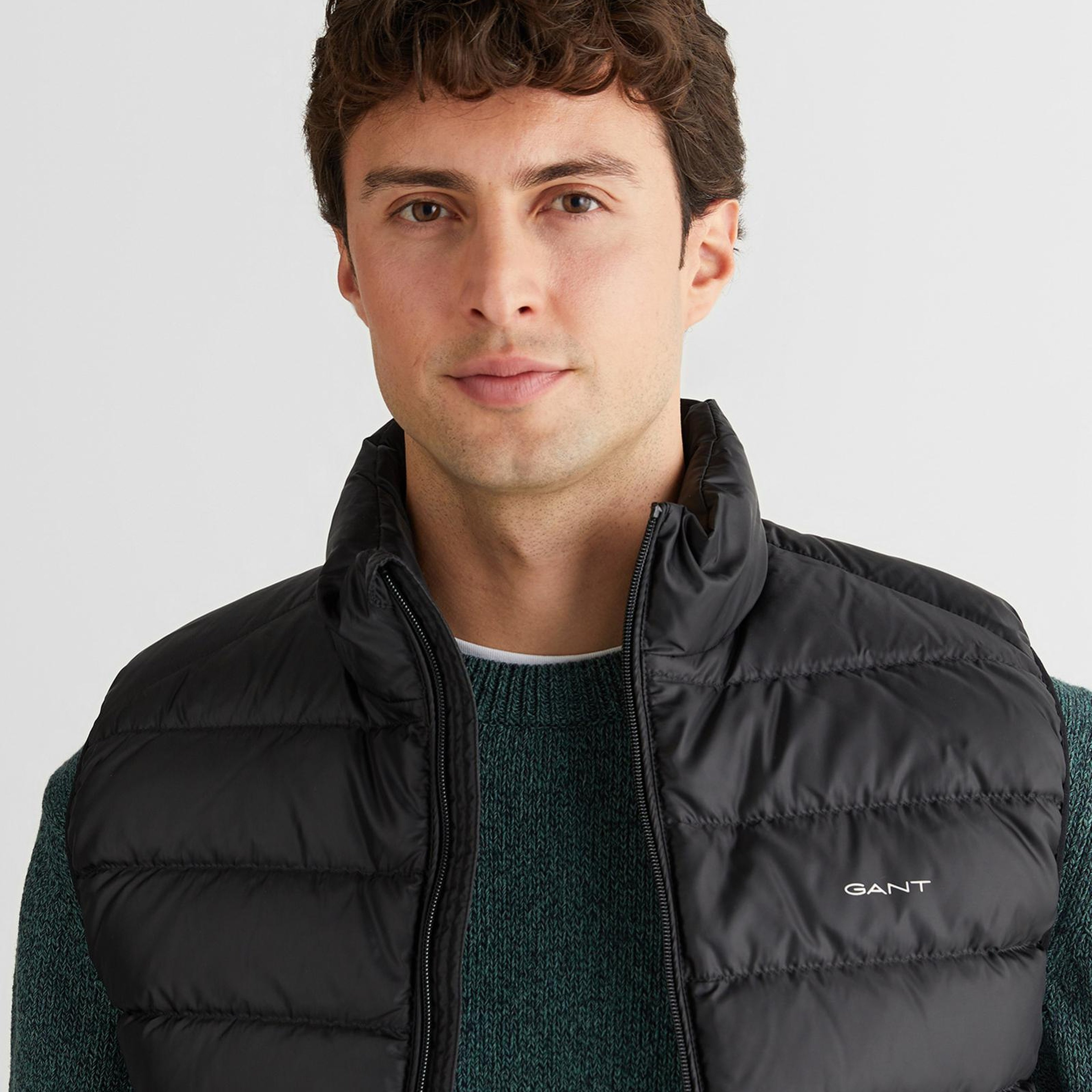 GANT Erkek Siyah Regular Fit Dik Yaka Kaz Tüyü Yelek