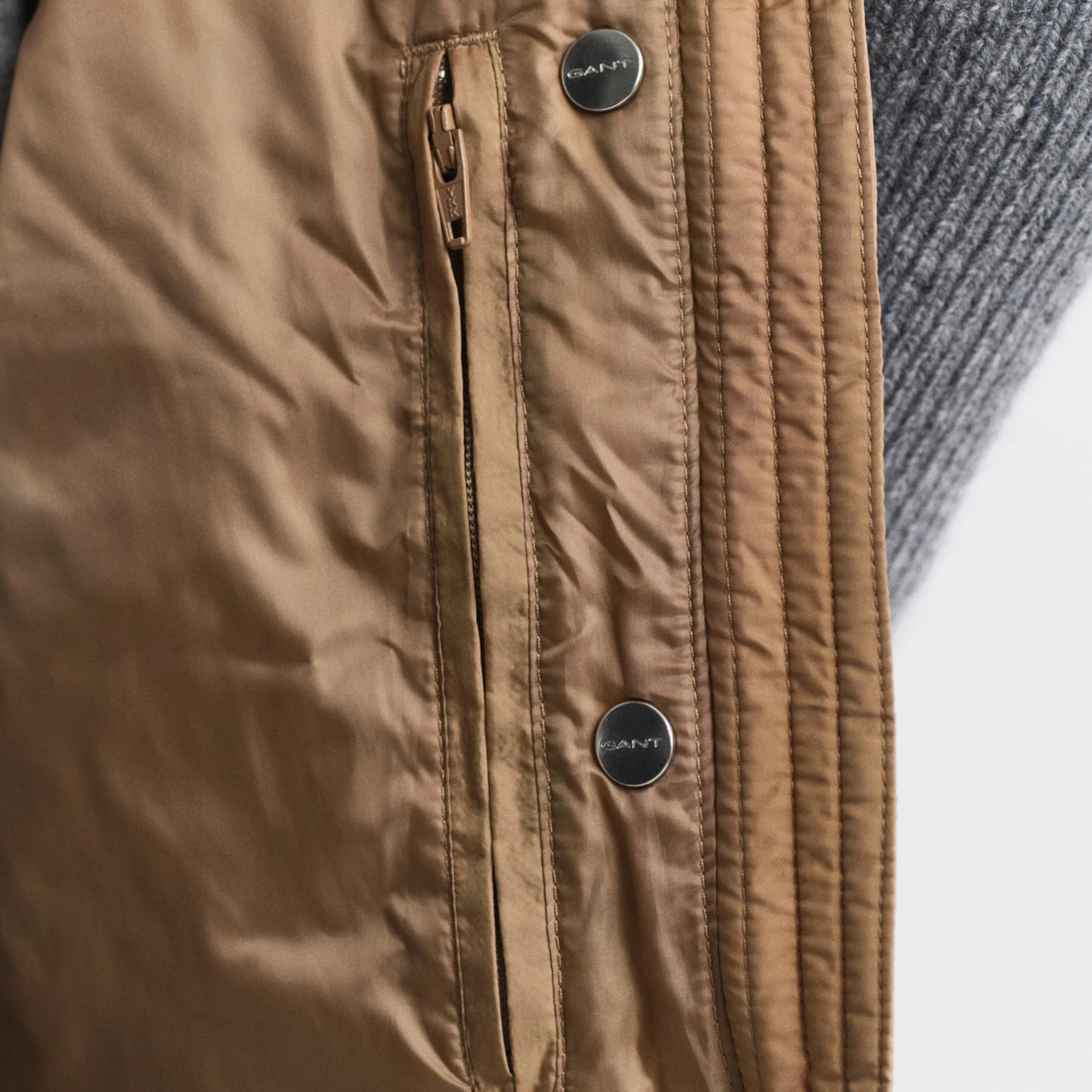 GANT Kadın Kaverengi Regular Fit Dik Yaka Kaz Tüyü Yelek