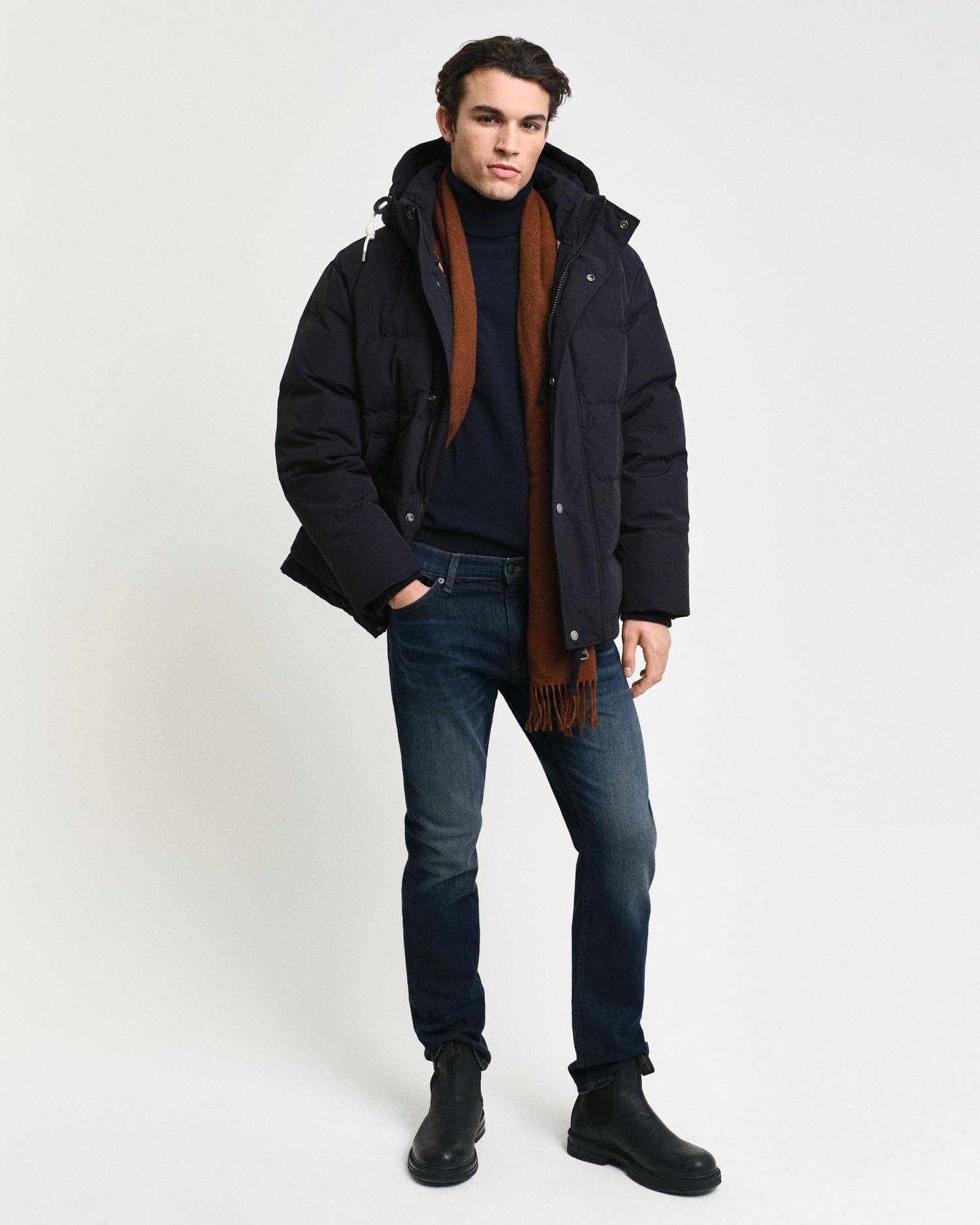 GANT Erkek Lacivert Regular Fit Jean Pantolon