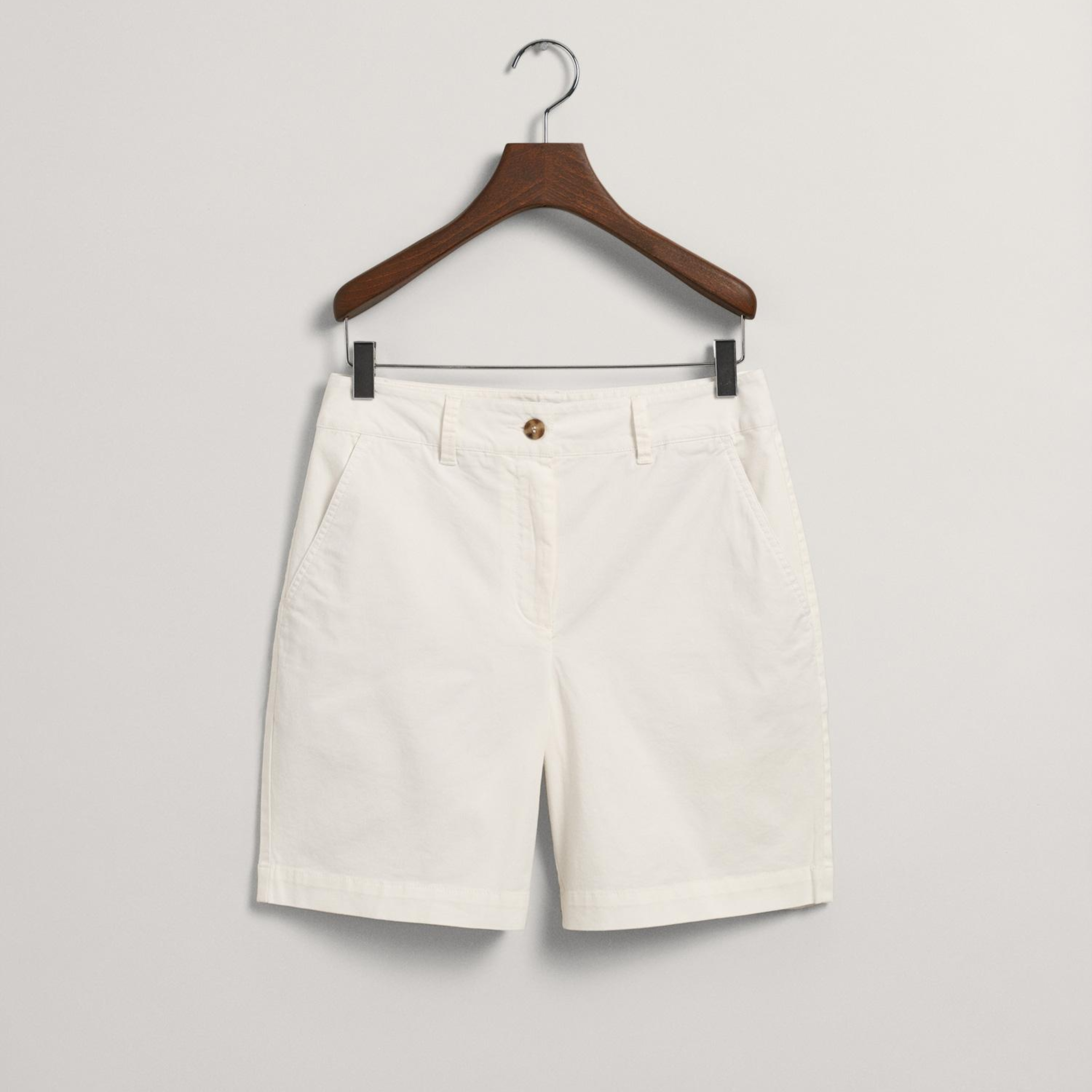 GANT Kadın Krem Slim Fit Şort