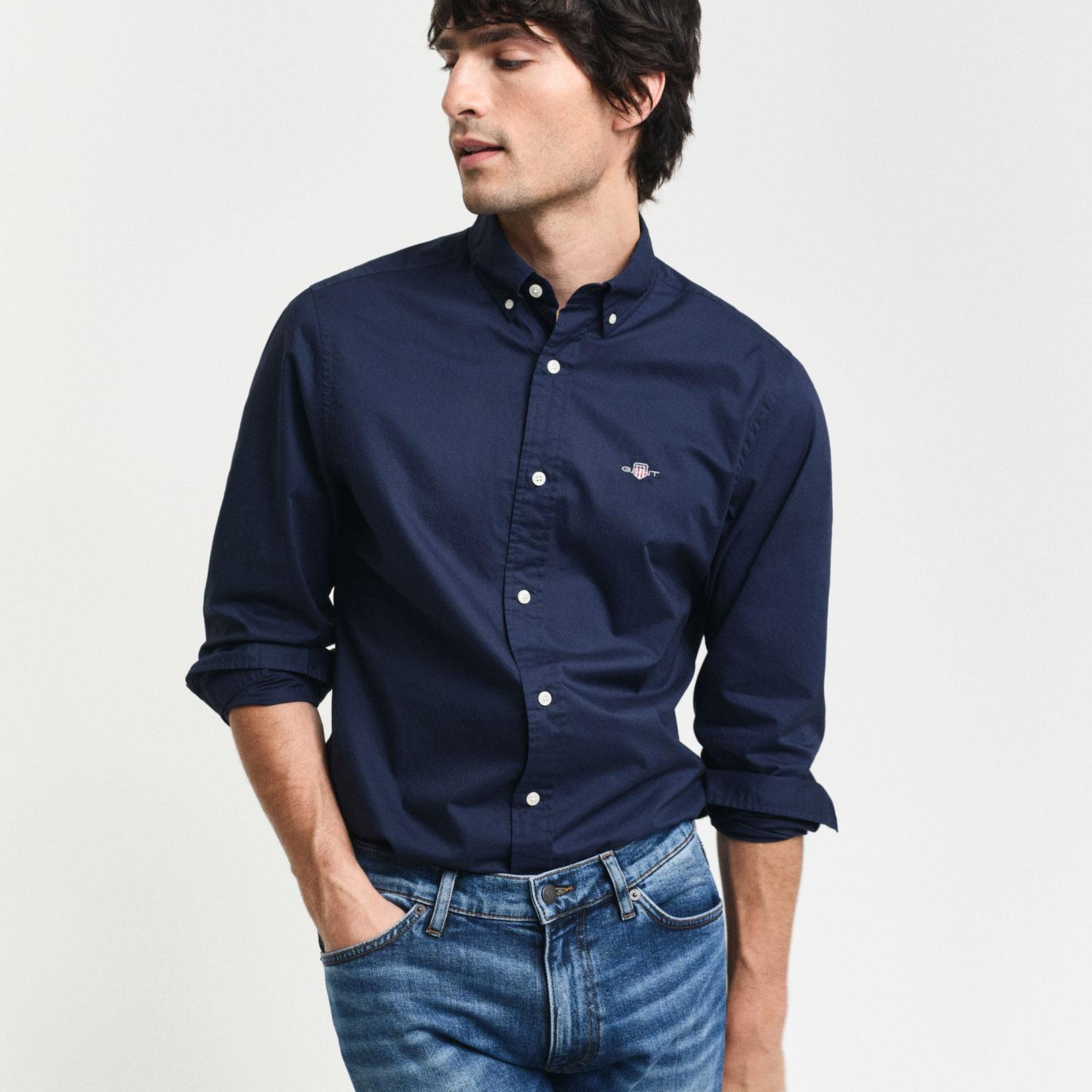 GANT Erkek Lacivert Slim Fit Düğmeli Yaka Broadcloth Gömlek