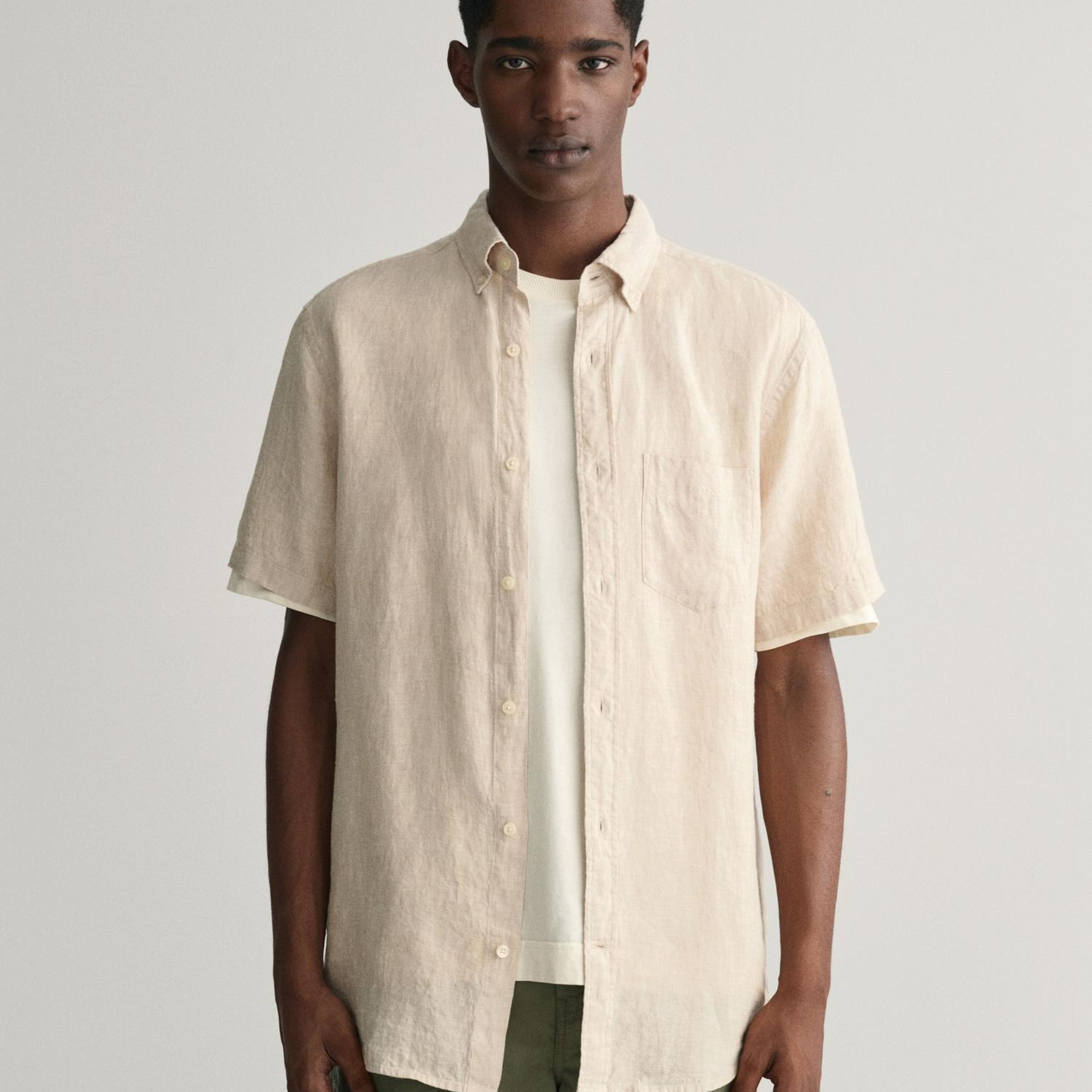 GANT Erkek Bej Regular Fit Düğmeli Yaka Keten Gömlek