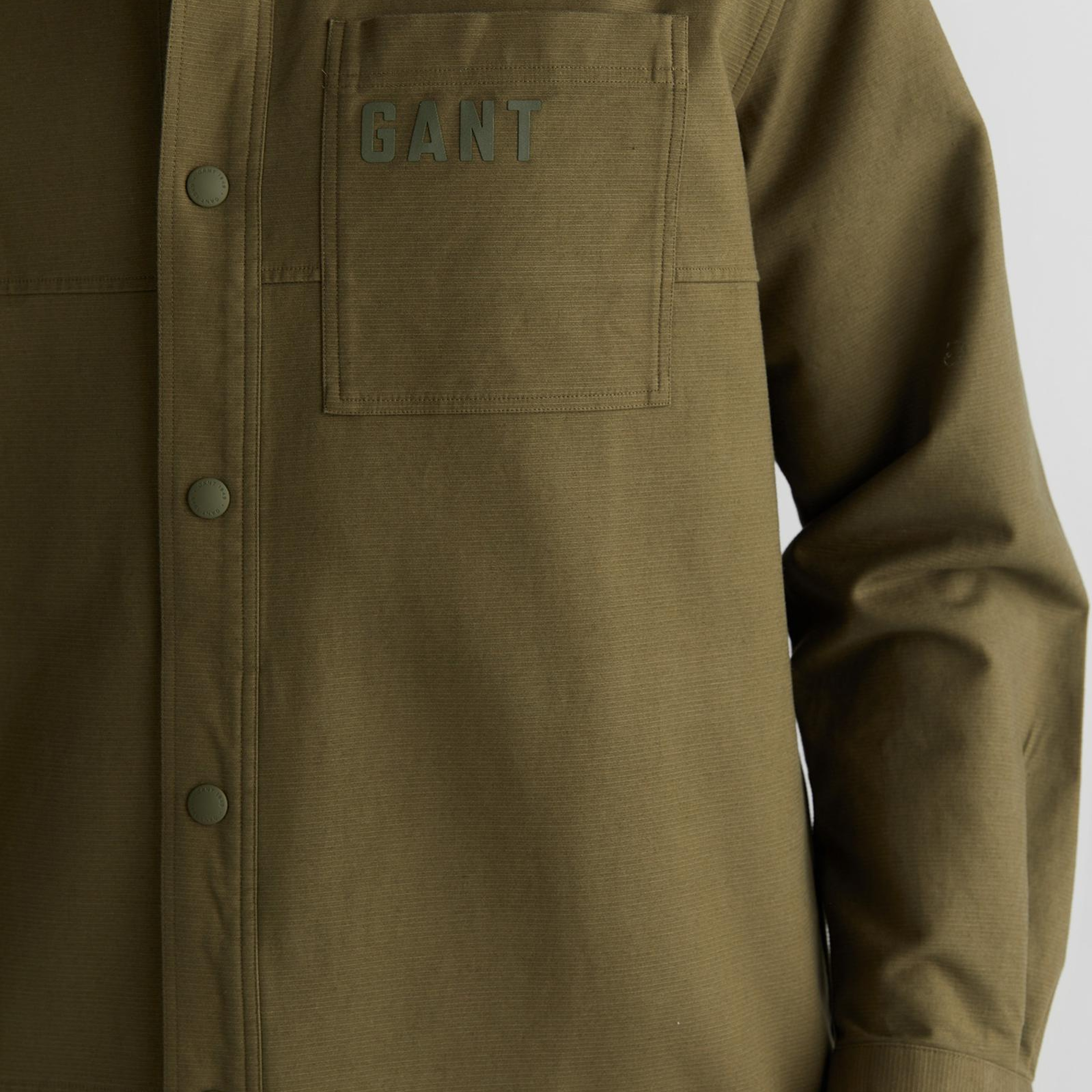 GANT Erkek Yeşil Oversize Fit Logolu Gömlek