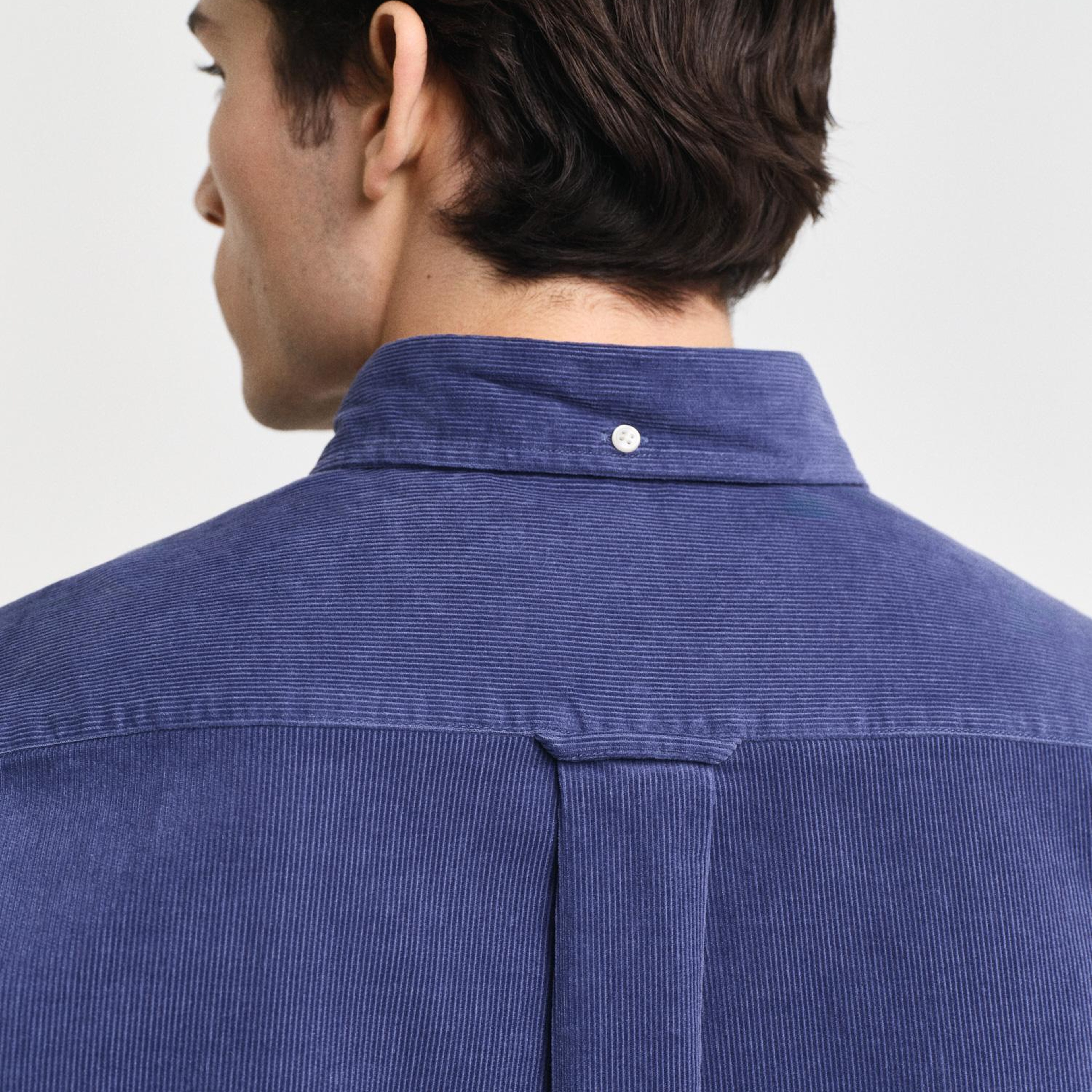 GANT Erkek Lacivert Regular Fit Düğmeli Yaka Kadife Gömlek
