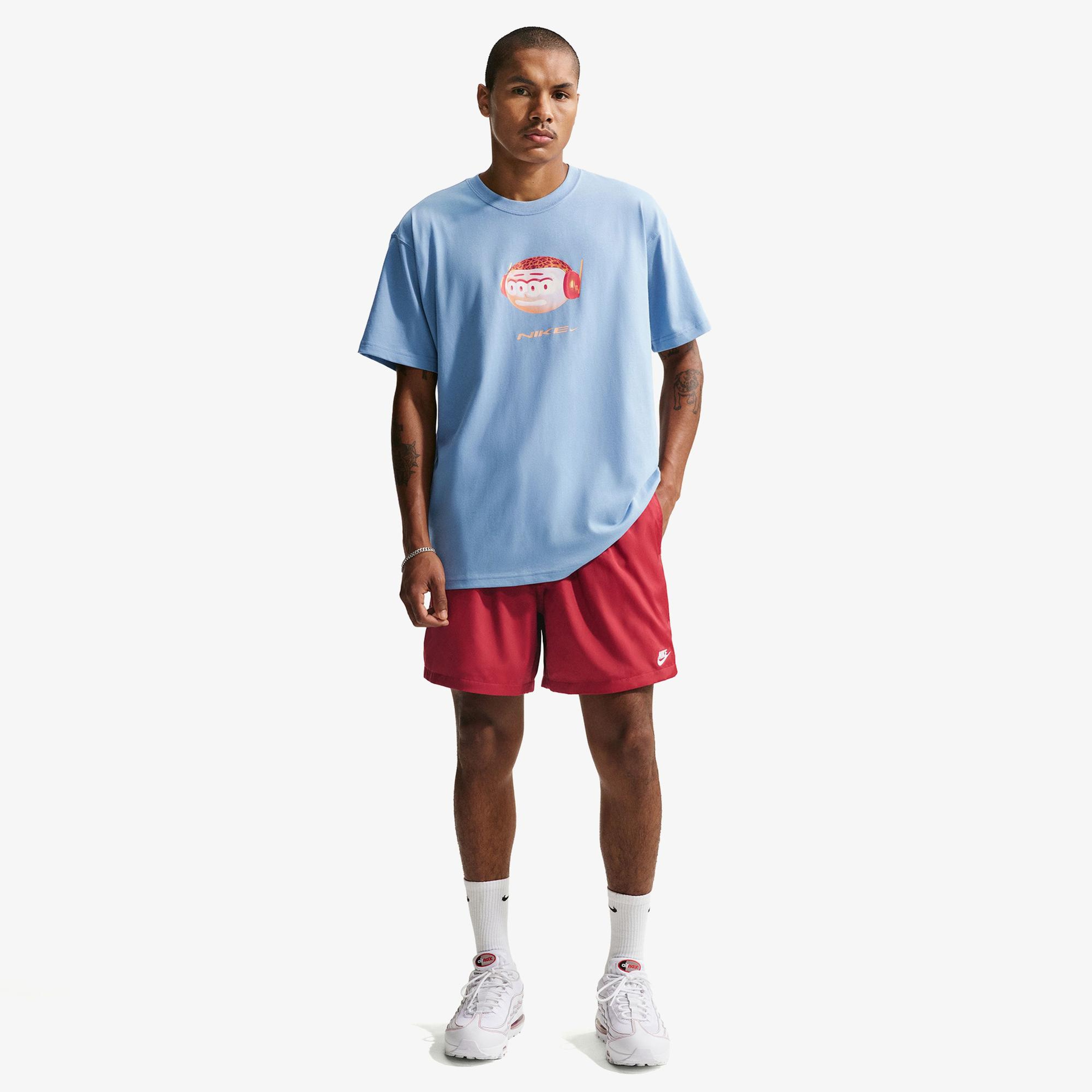 Nike Club Flow Erkek Kırmızı Şort