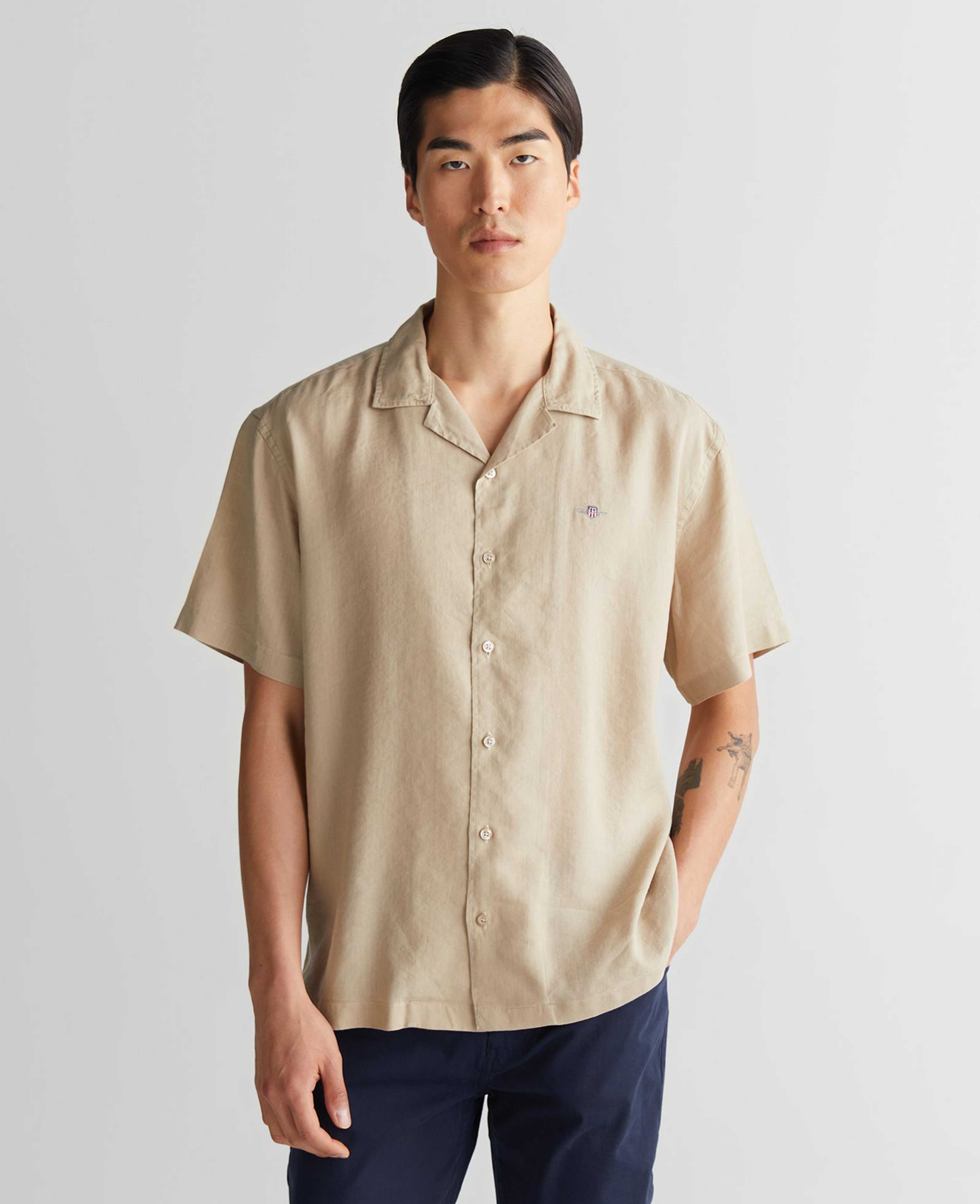GANT Erkek Bej Kısa Kollu Gömlek