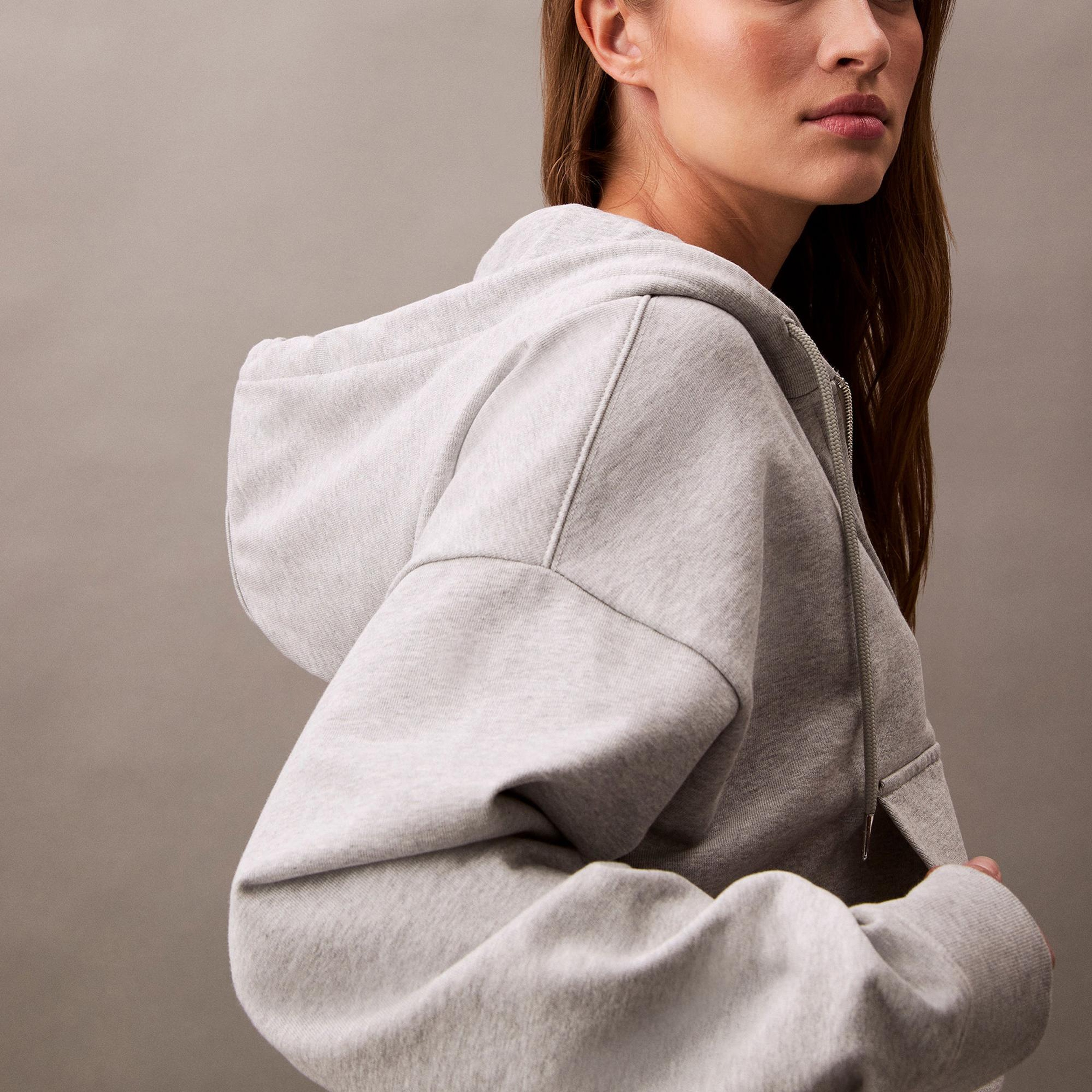 Calvin Klein Monologo Kadın Gri Sweatshirt