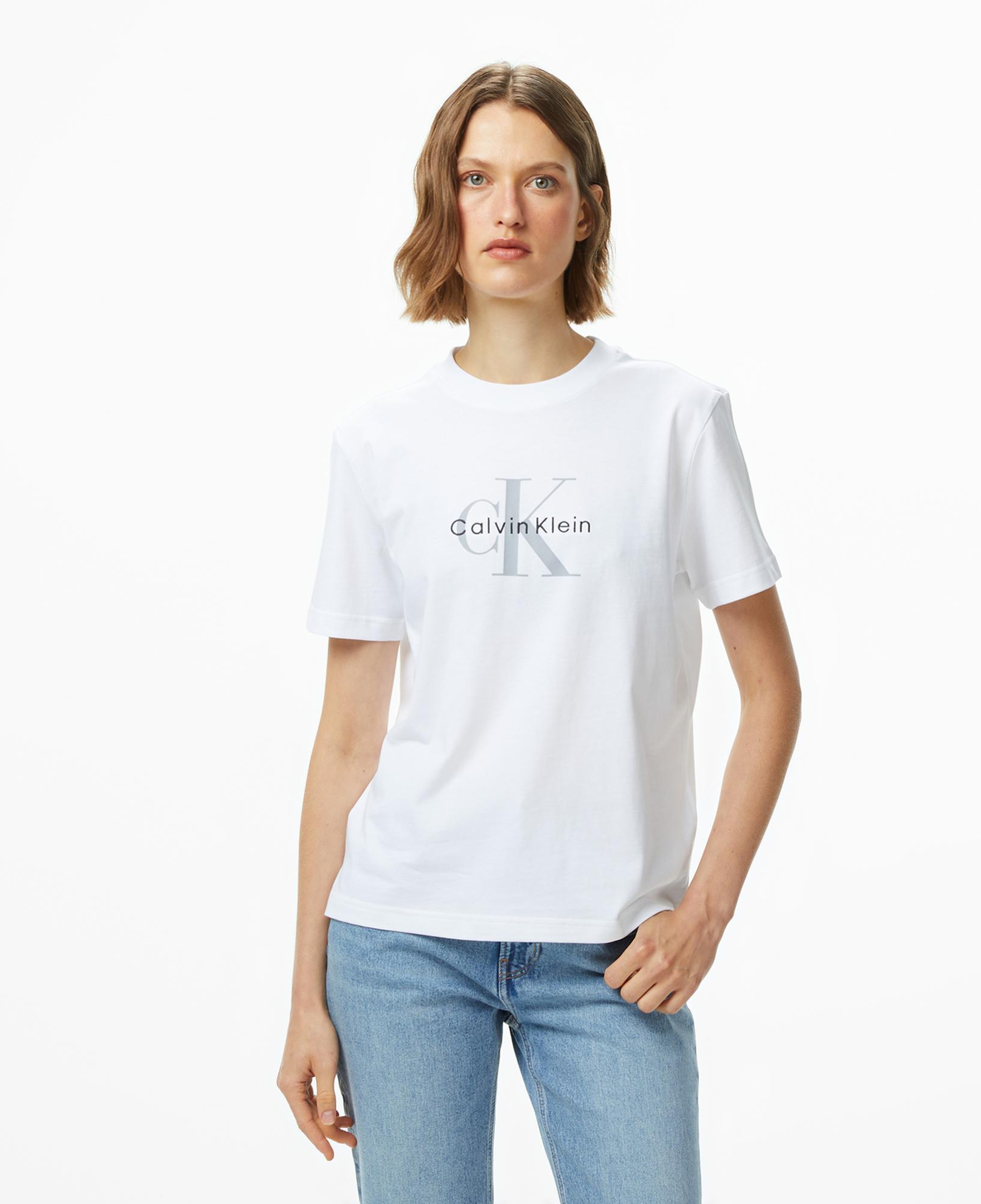 Calvin Klein Hero Classic Monologo Kadın Beyaz T-Shirt