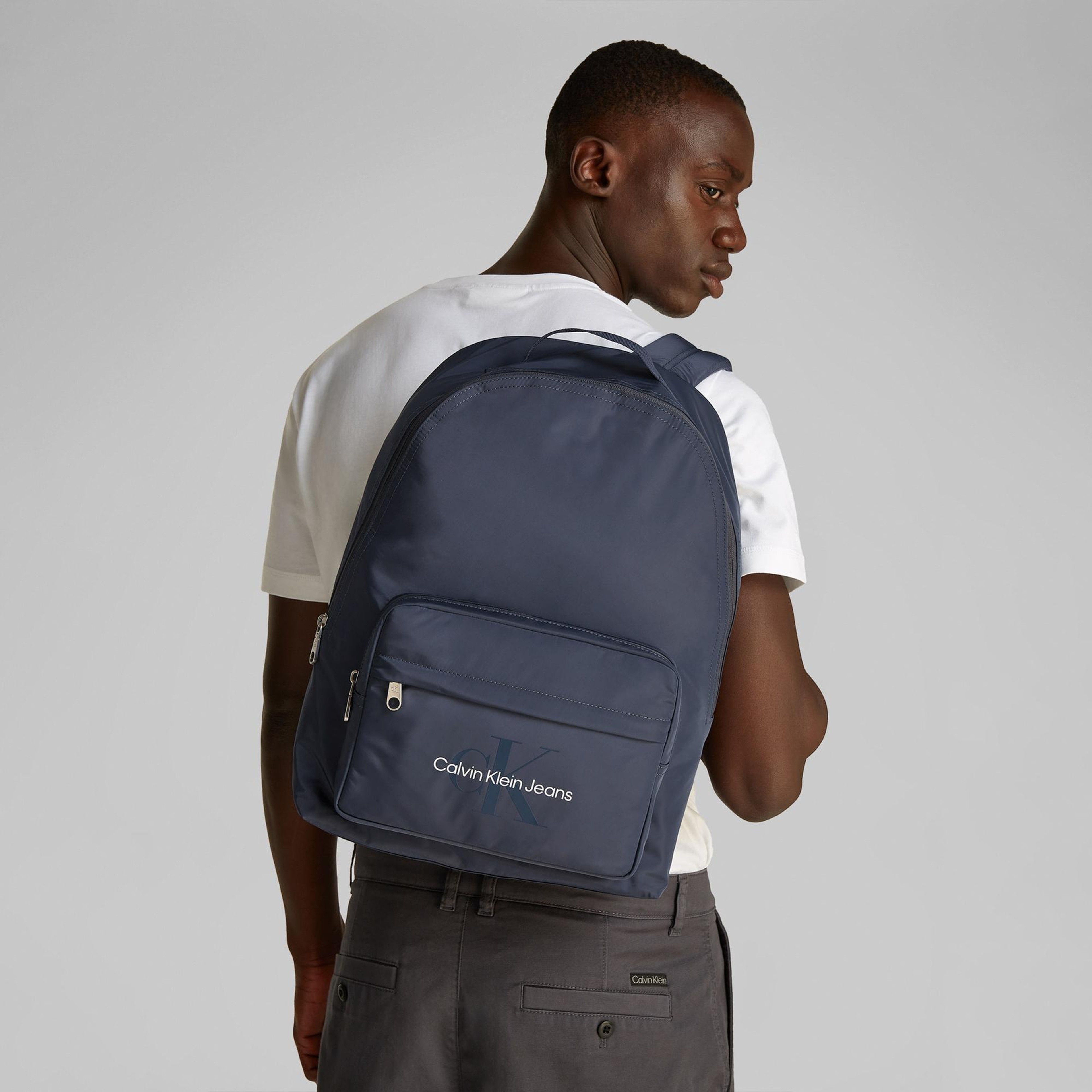 Calvin Klein Sport Essentials Erkek Lacivert Sırt Çantası