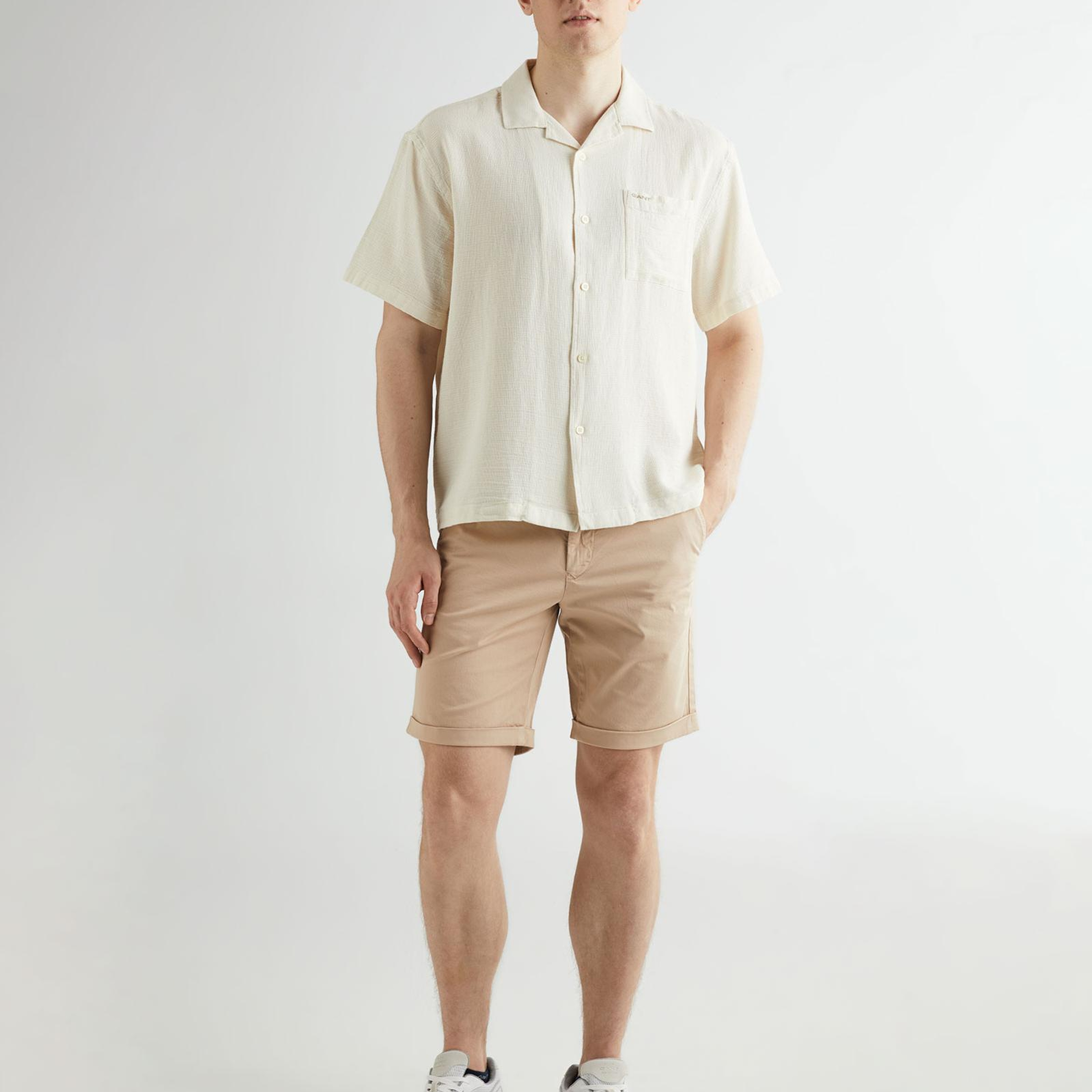 GANT Erkek Bej Regular Fit Klasik Yaka Gömlek