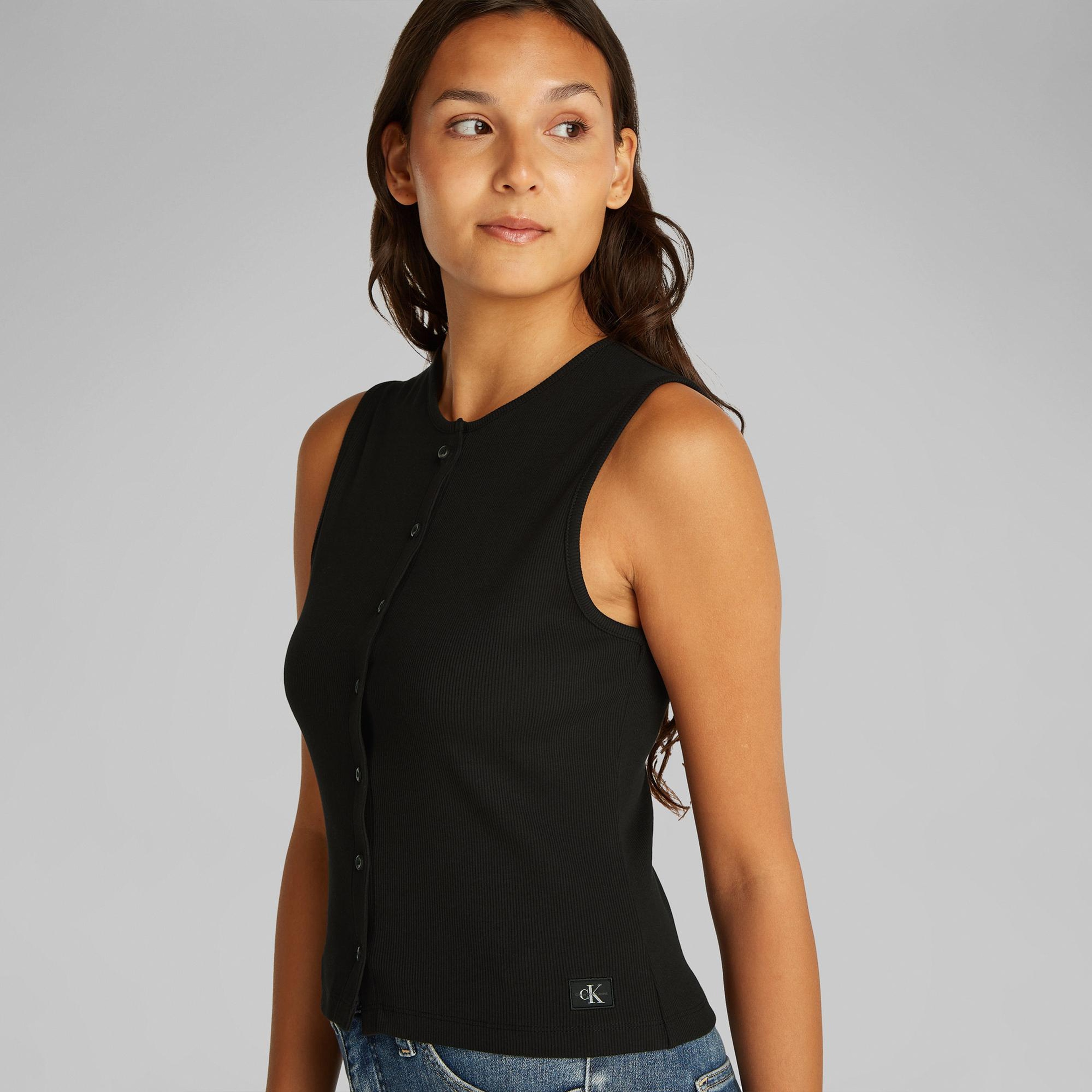 Calvin Klein Kadın Siyah Kolsuz T-Shirt