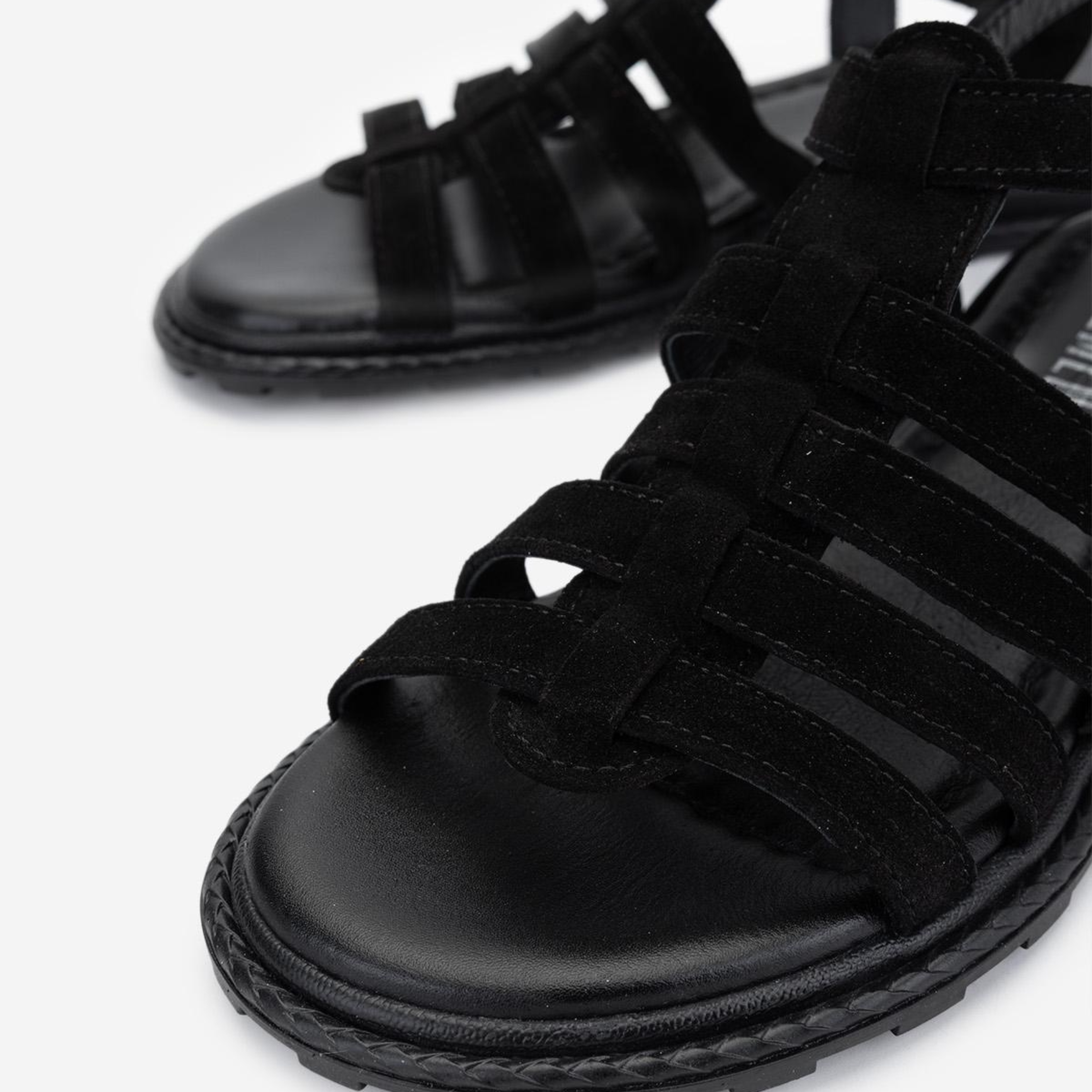 Valmenti Kadın Hakiki Deri Siyah Süet Düz Sandalet