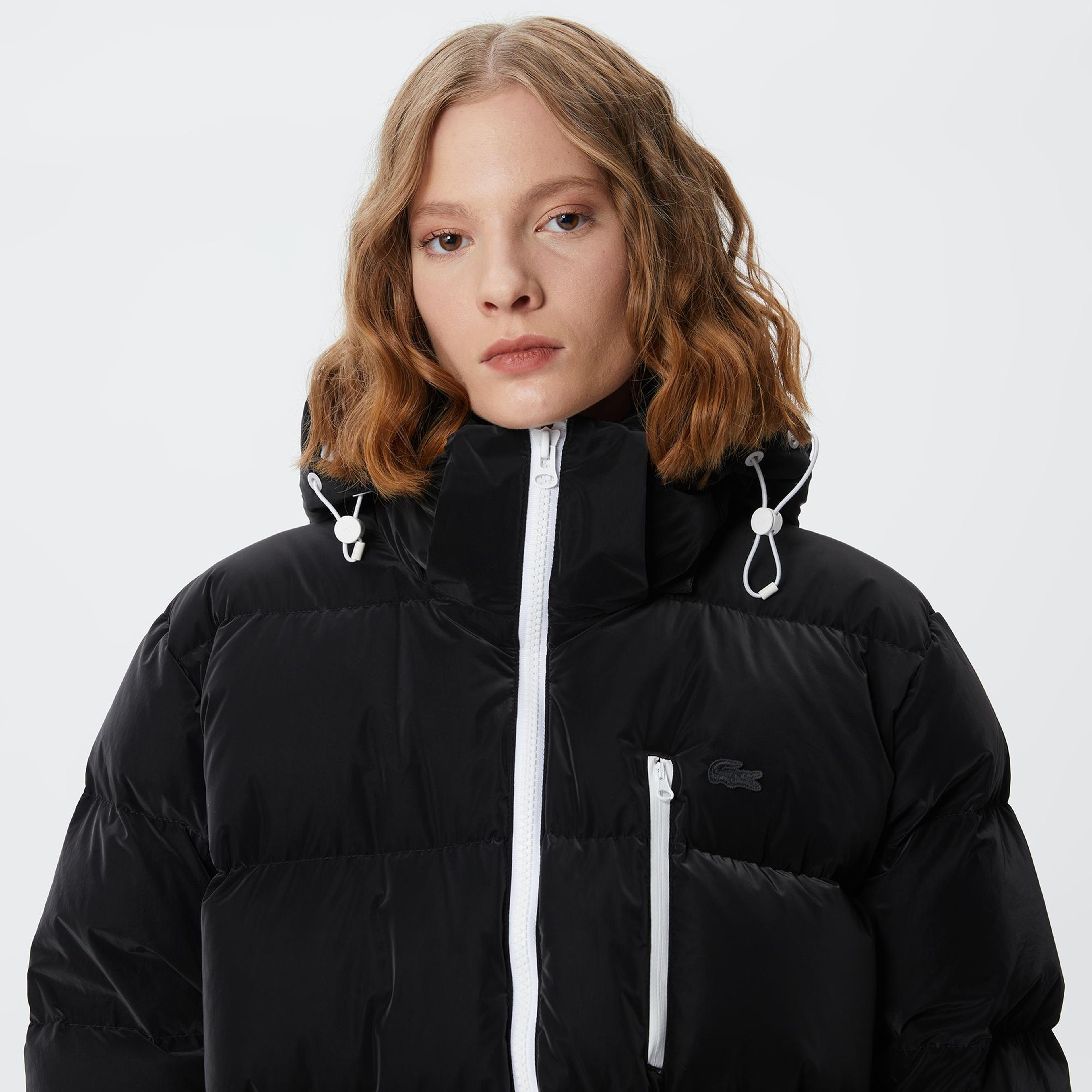 Kadın Kapüşonlu Kapitone Siyah Mont