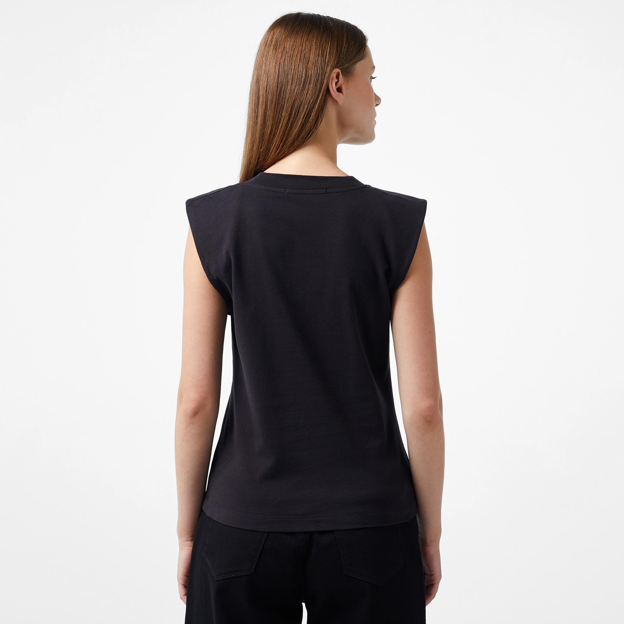 Calvin Klein Jeans Woven Label Loose Muscle Kadın Siyah T-Shirt