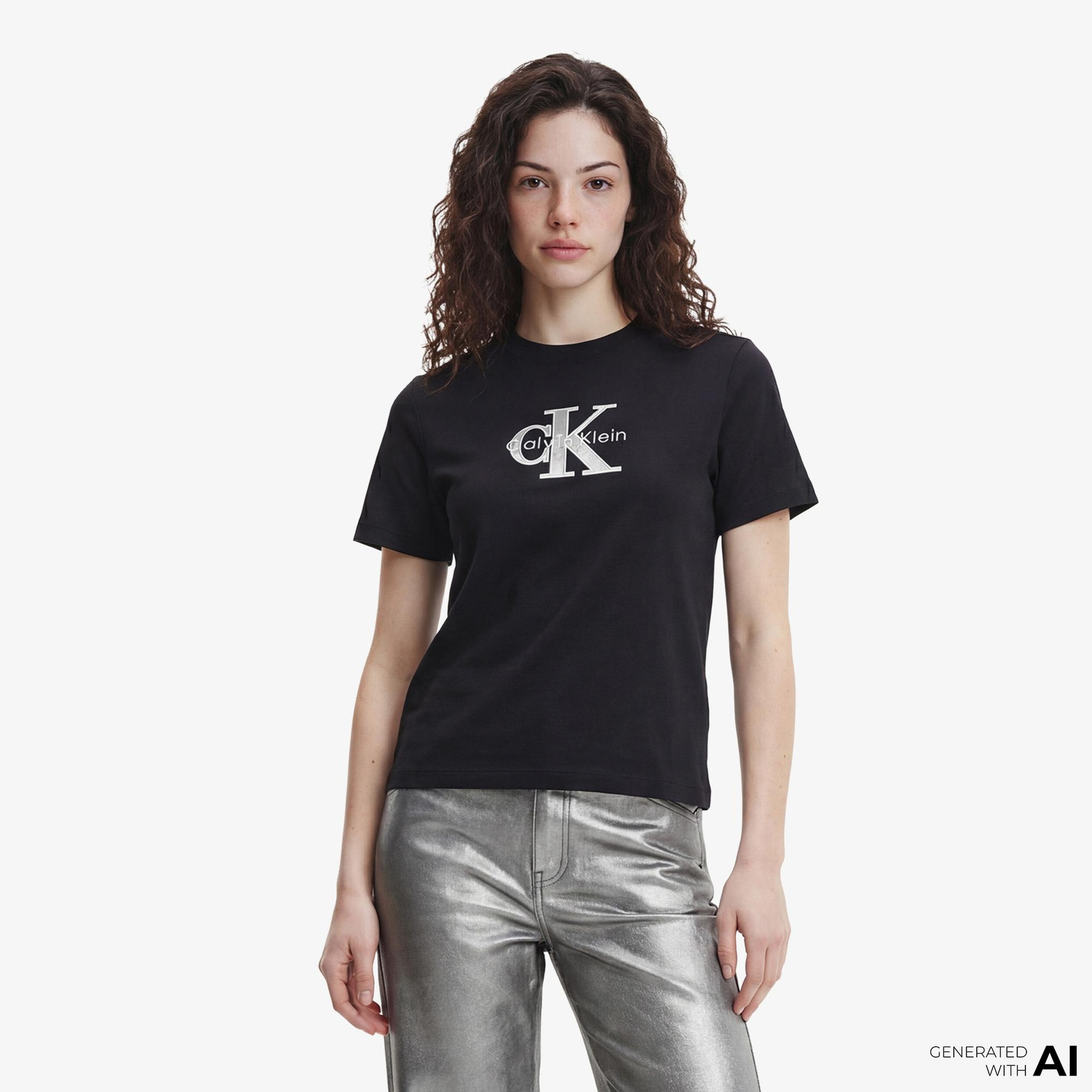 Calvin Klein Classic Monologo Metallic Kadın Siyah T-Shirt