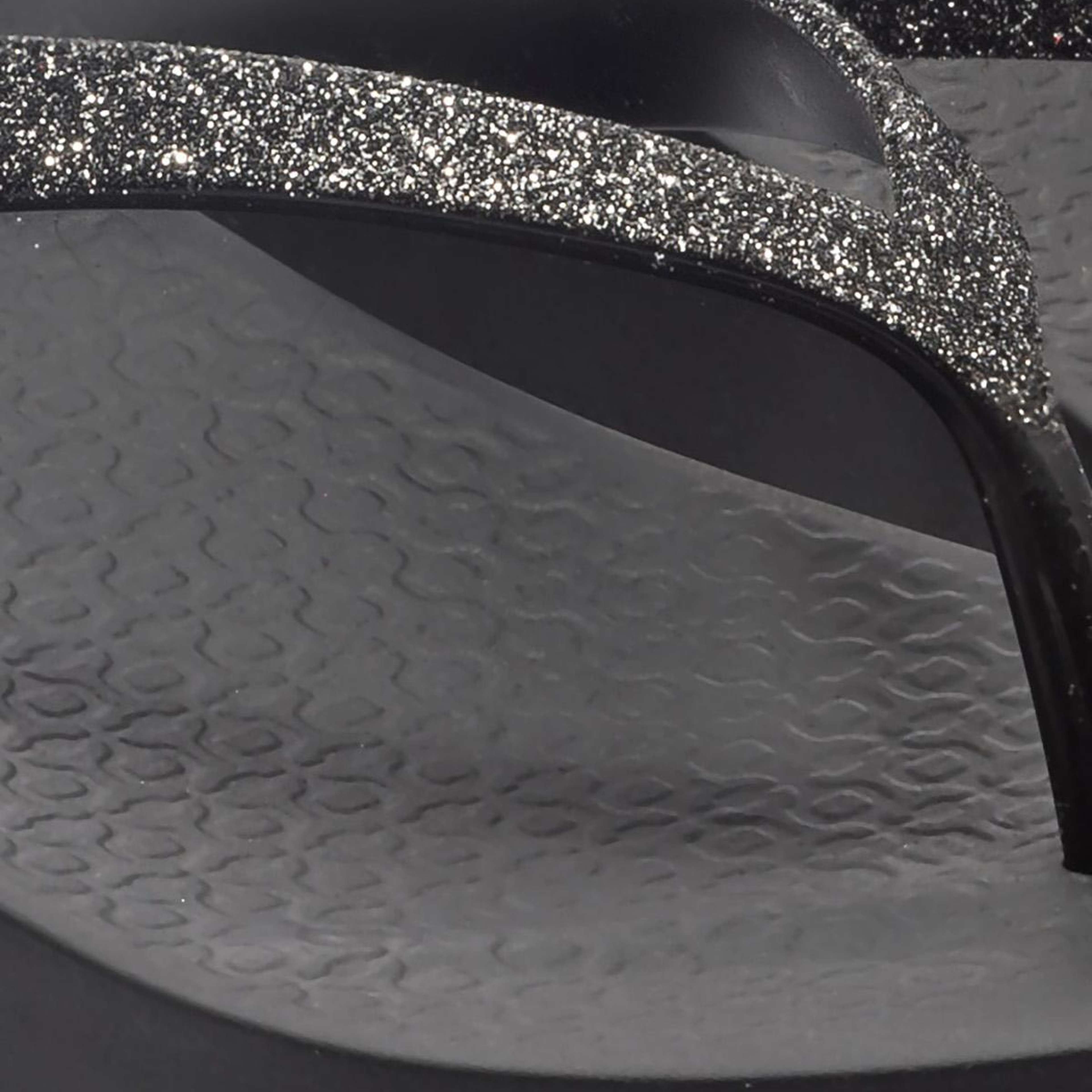 Mesh Chic Kadın Parmak Arası Terlik Siyah 35/42