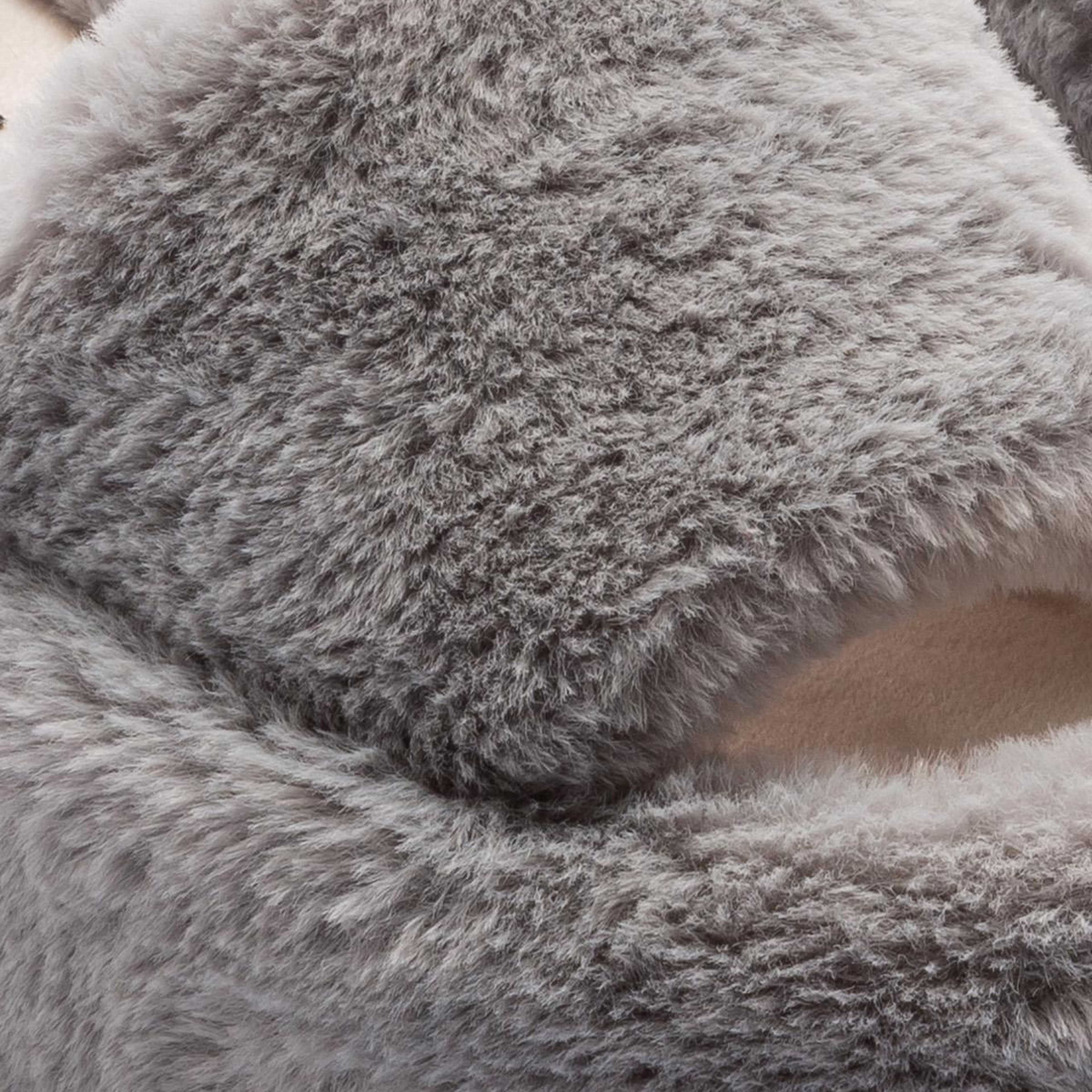 Lili Peluş Kadın Topuklu Ev Terliği Gri 36/40