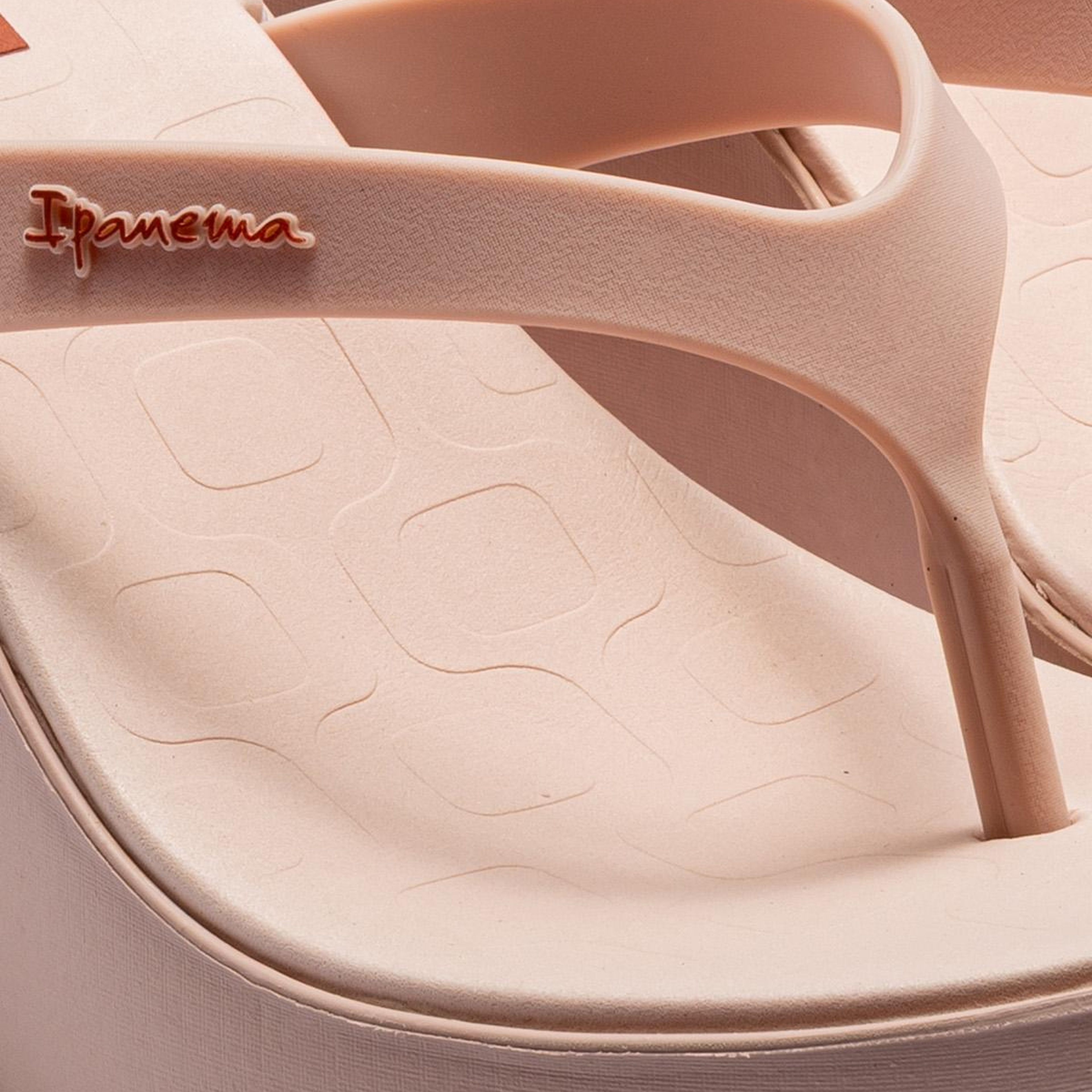 High Fashion Fem Topuklu Kadın Parmak Arası Terlik Pembe 35/40