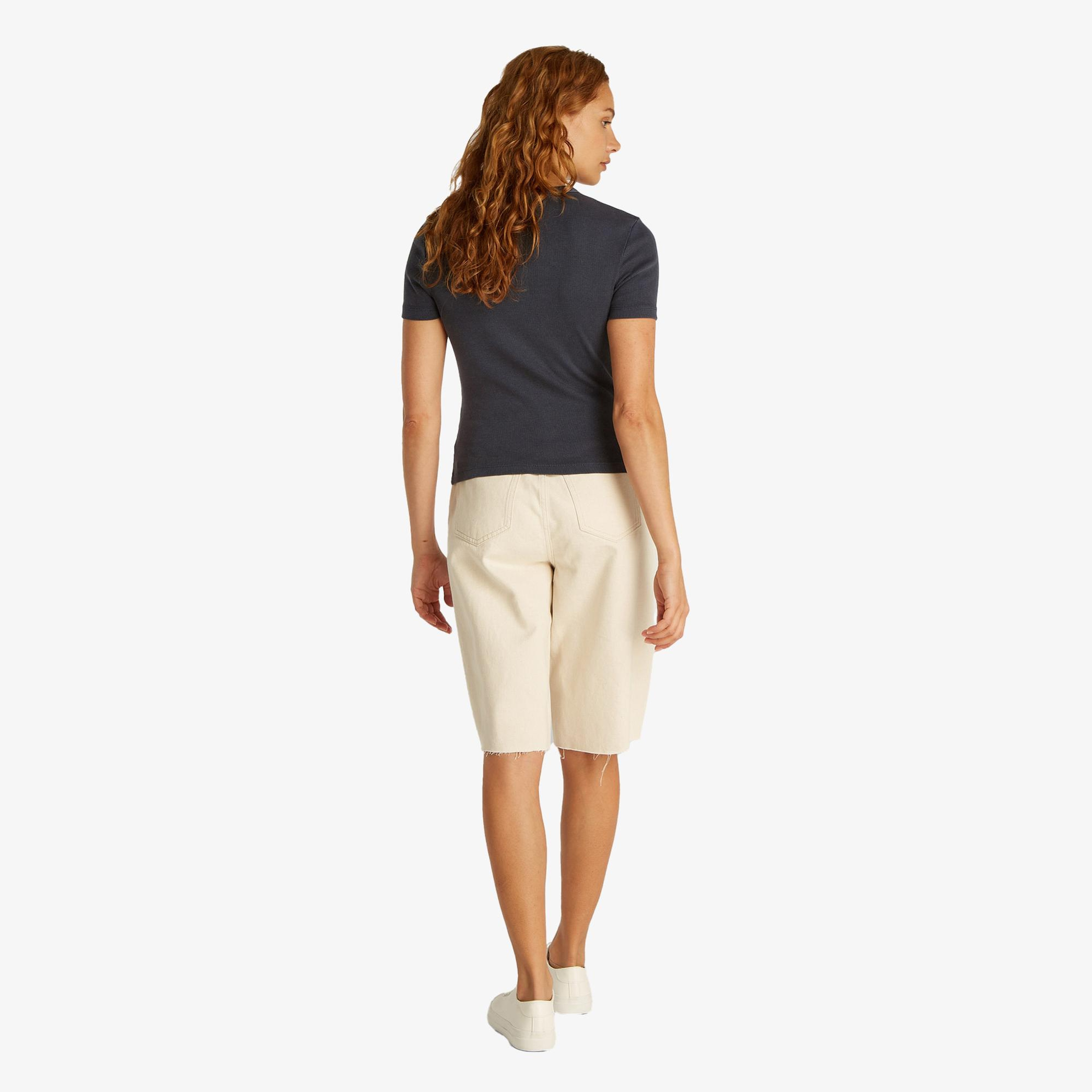 Calvin Klein Kadın Gri T-Shirt