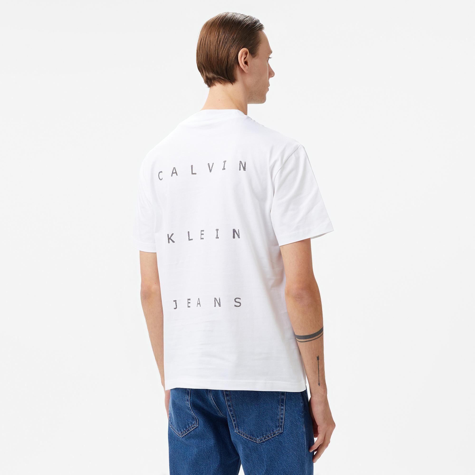 Calvin Klein Jeans Stamp Back Graphic Relaxed Erkek Beyaz T-Shirt