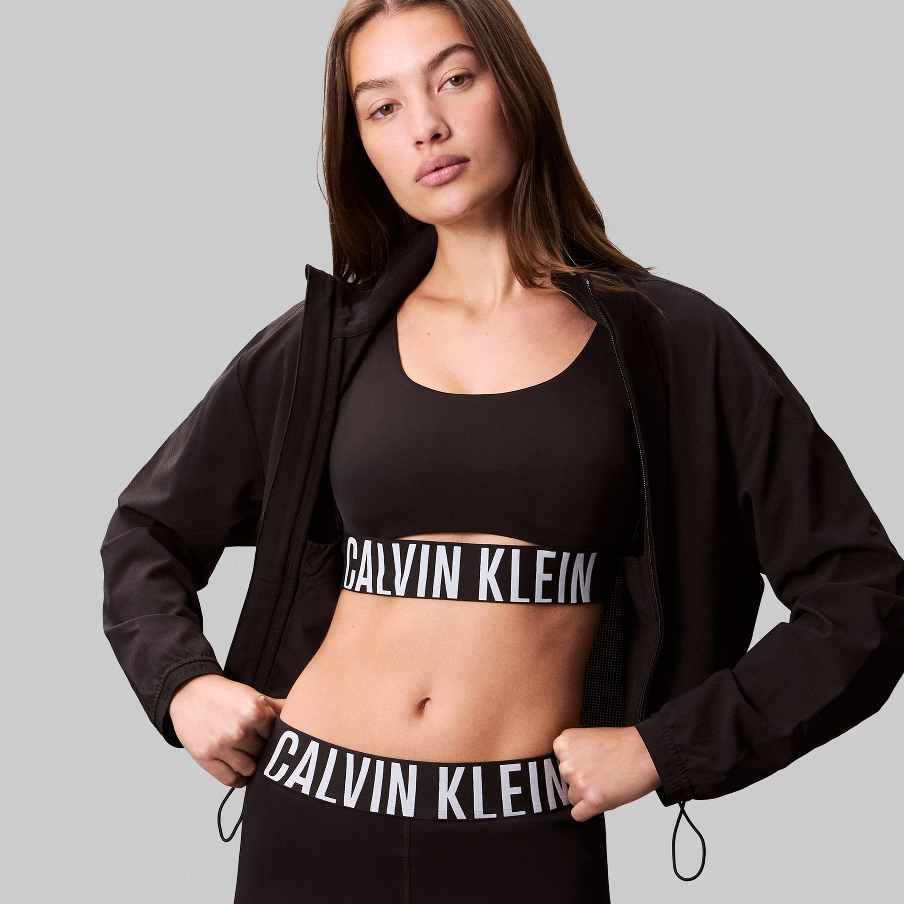 Calvin Klein İntense Power Medium Mesh Kadın Siyah Bra